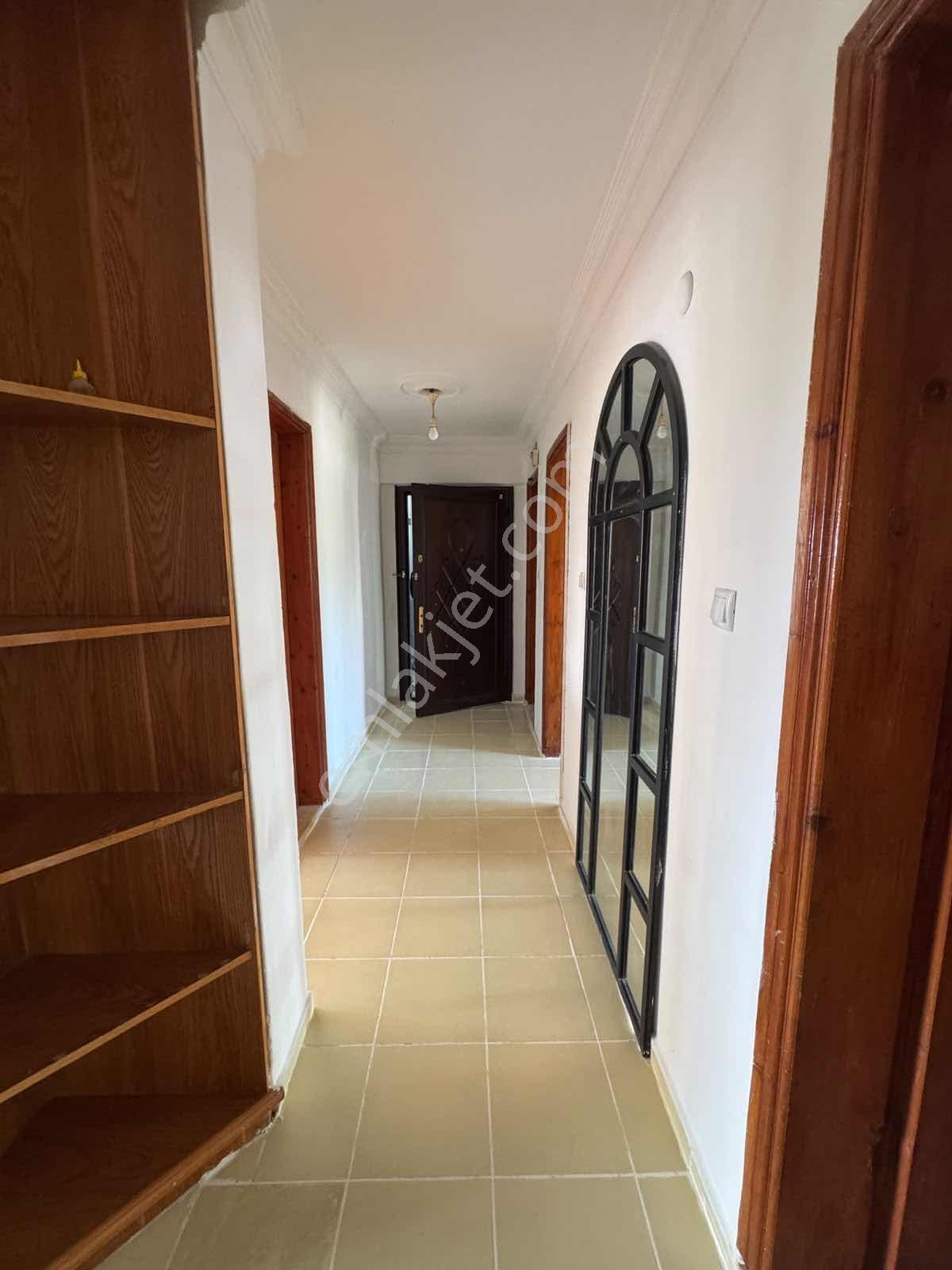 Alanyurt Yunusemre Mahallesinde Kiralık Daire - Görsel 18