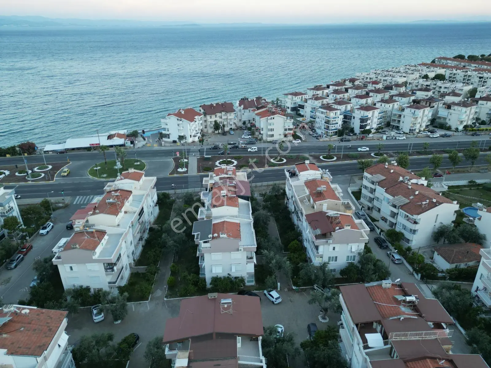 Altınoluk'ta Deniz Manzaralı Eşyalı Satılık Dubleks Daire - Görsel 32