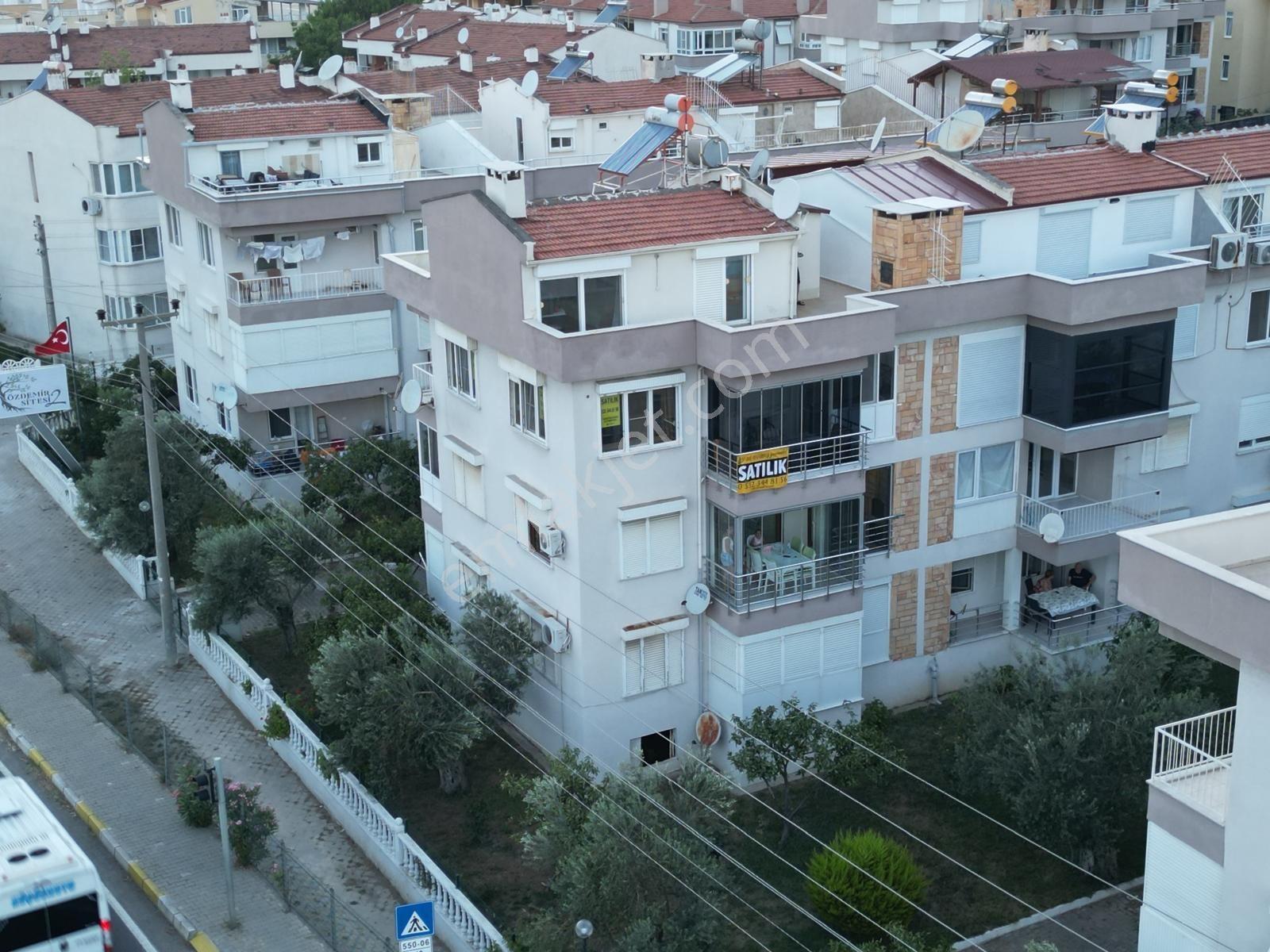 Altınoluk'ta Deniz Manzaralı Eşyalı Satılık Dubleks Daire - Görsel 34