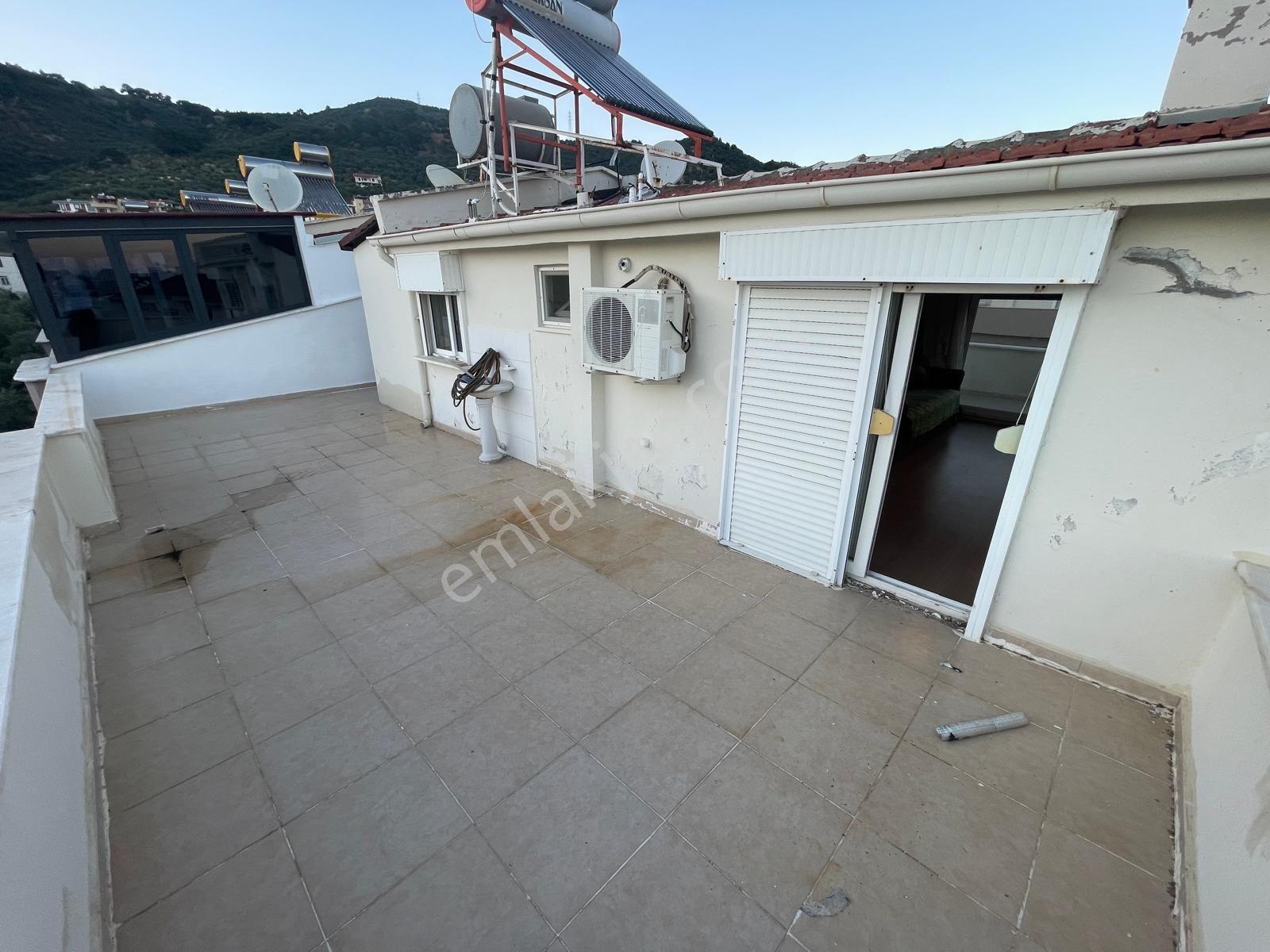 Altınoluk'ta Deniz Manzaralı Eşyalı Satılık Dubleks Daire - Görsel 27