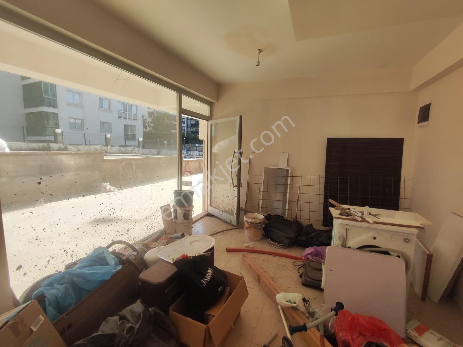 Ulukentte Merkezi Konumda Kiralık Dükkan - Görsel 5