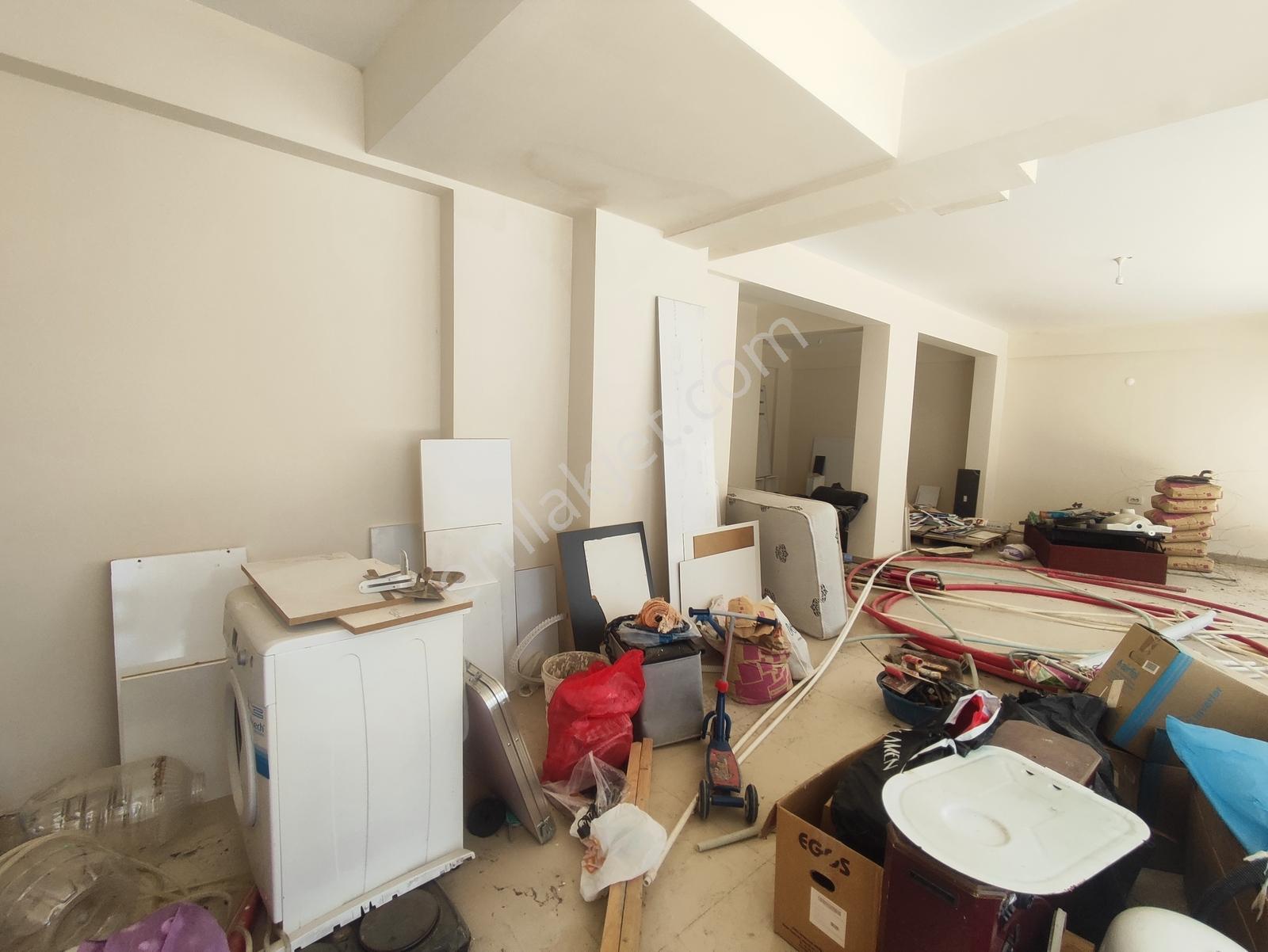 Ulukentte Merkezi Konumda Kiralık Dükkan - Görsel 7