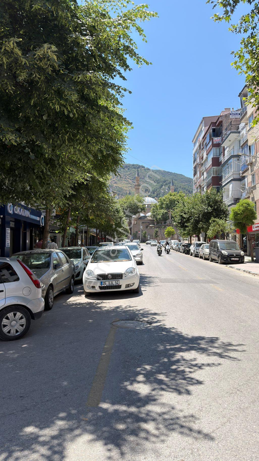 Utku Mah.çarşı İçinde Merkez Lokasyonda 90m2 Batarlı Dükkan - Görsel 15