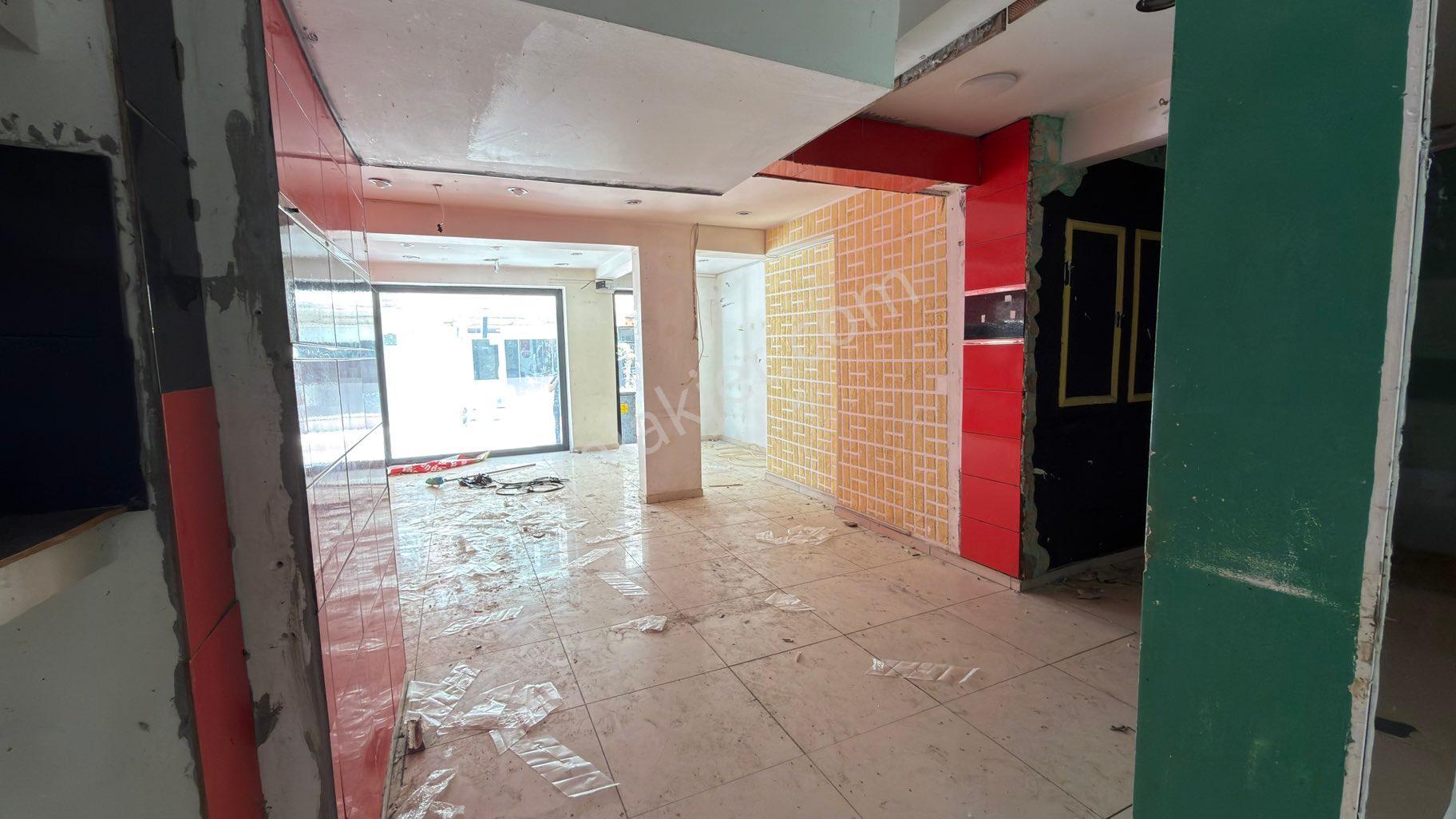Utku Mah.çarşı İçinde Merkez Lokasyonda 90m2 Batarlı Dükkan - Görsel 6