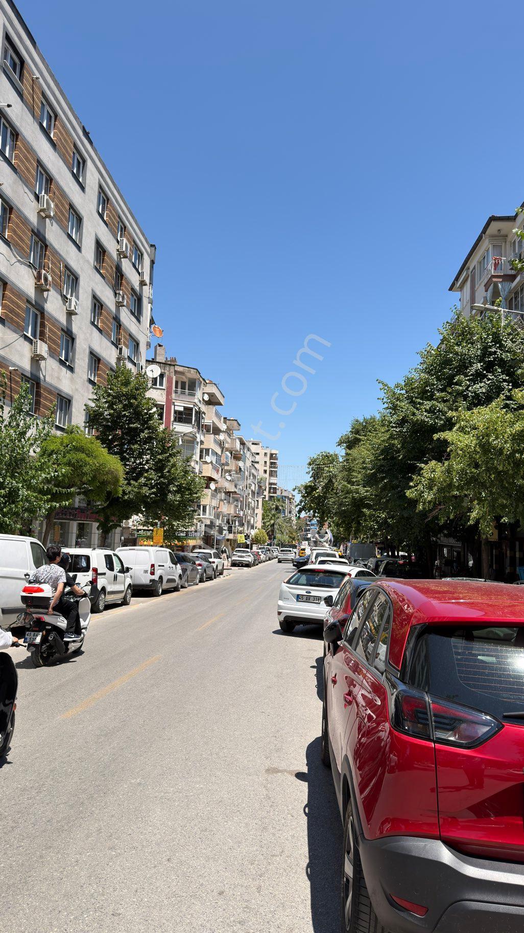 Utku Mah.çarşı İçinde Merkez Lokasyonda 90m2 Batarlı Dükkan - Görsel 17