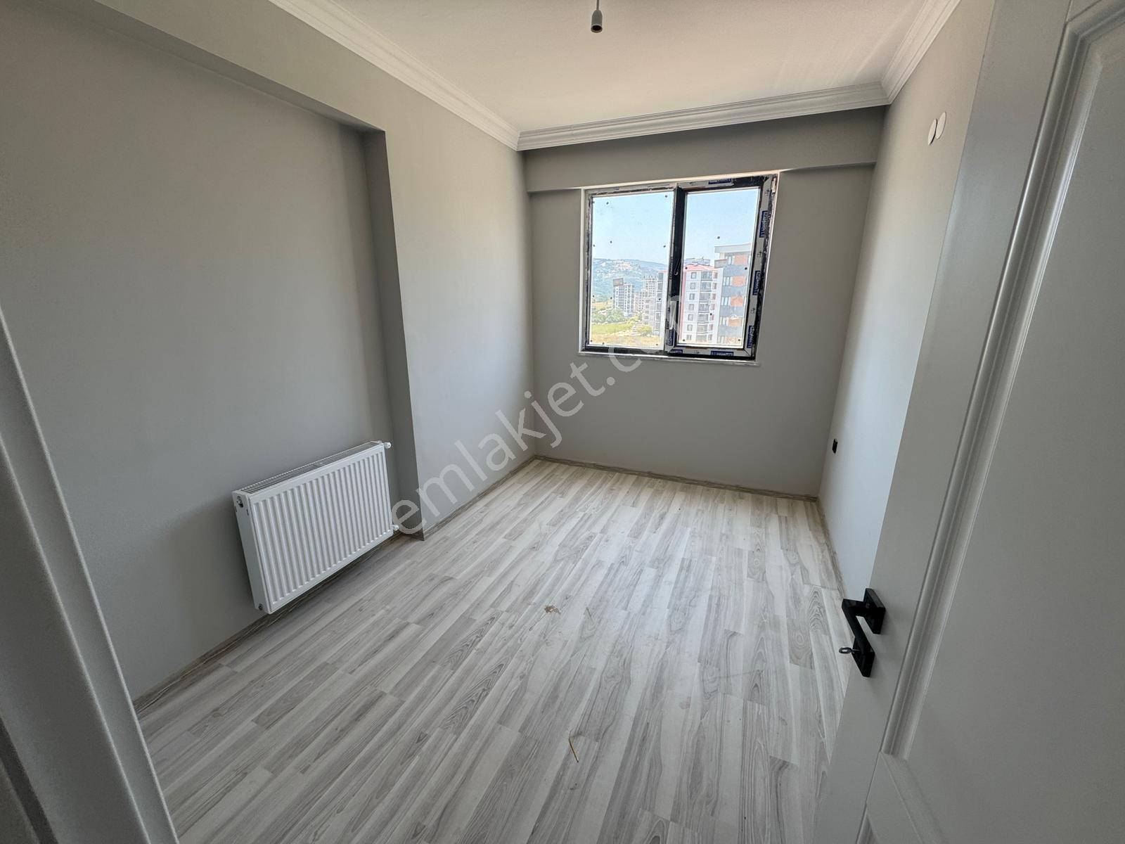 Kışla Mah.de Ferah, Modern 2+1 Satılık Daire - Görsel 7