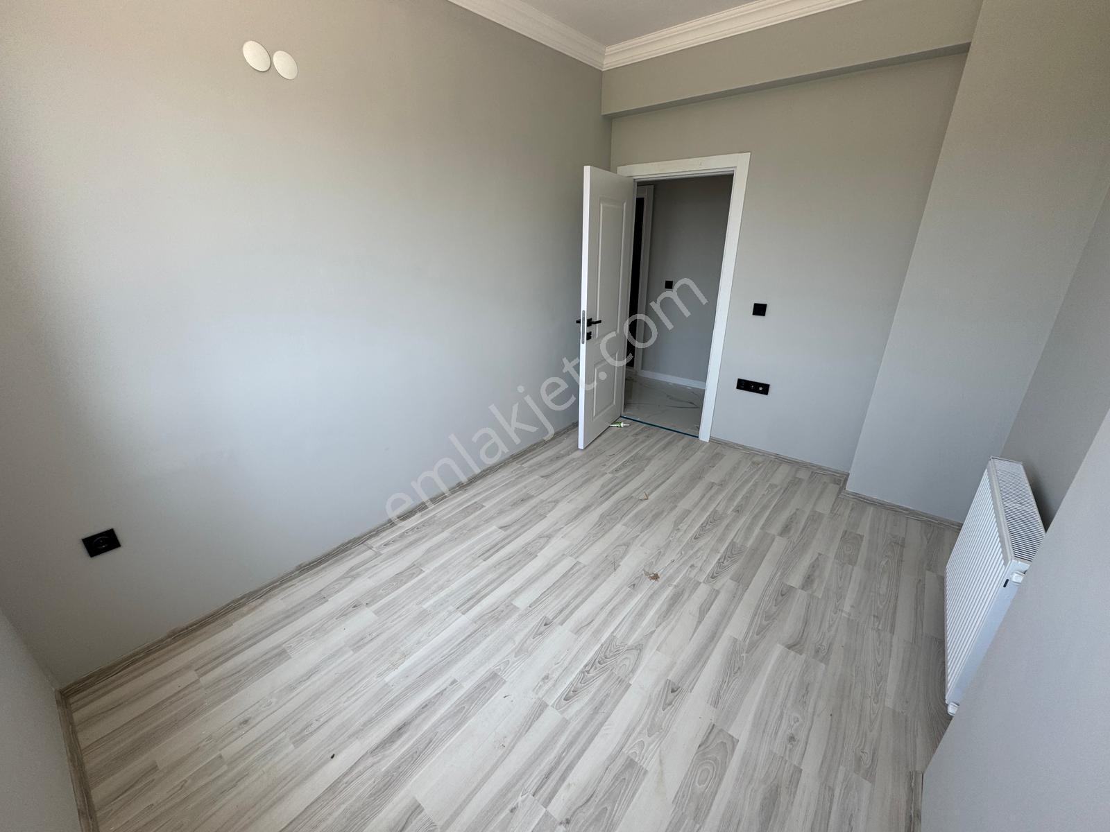 Kışla Mah.de Ferah, Modern 2+1 Satılık Daire - Görsel 16