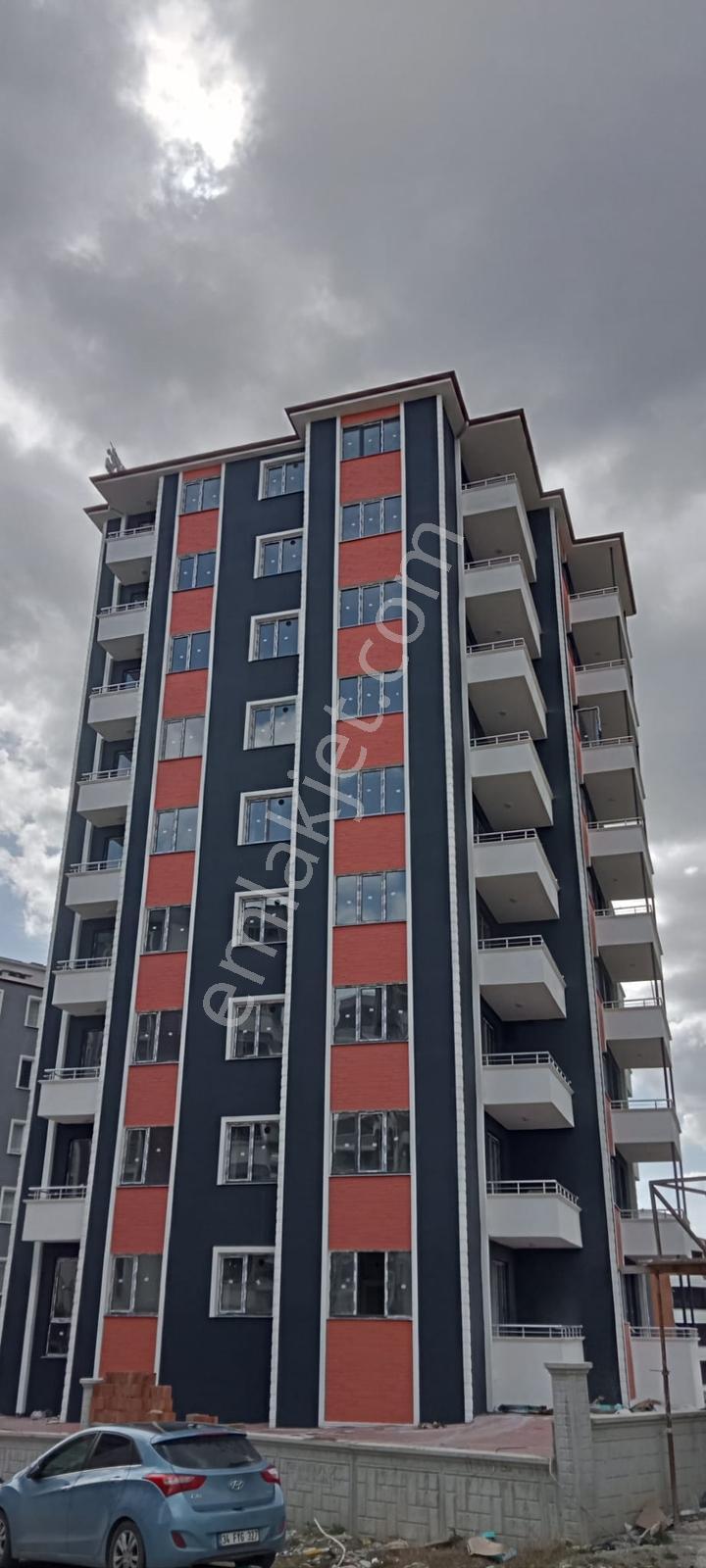 Kışla Mah.de Ferah, Modern 2+1 Satılık Daire - Görsel 2