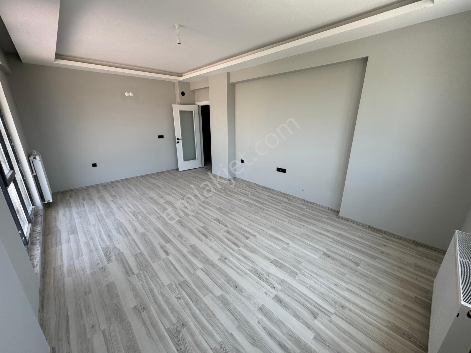 Kışla Mah.de Ferah, Modern 2+1 Satılık Daire - Görsel 14