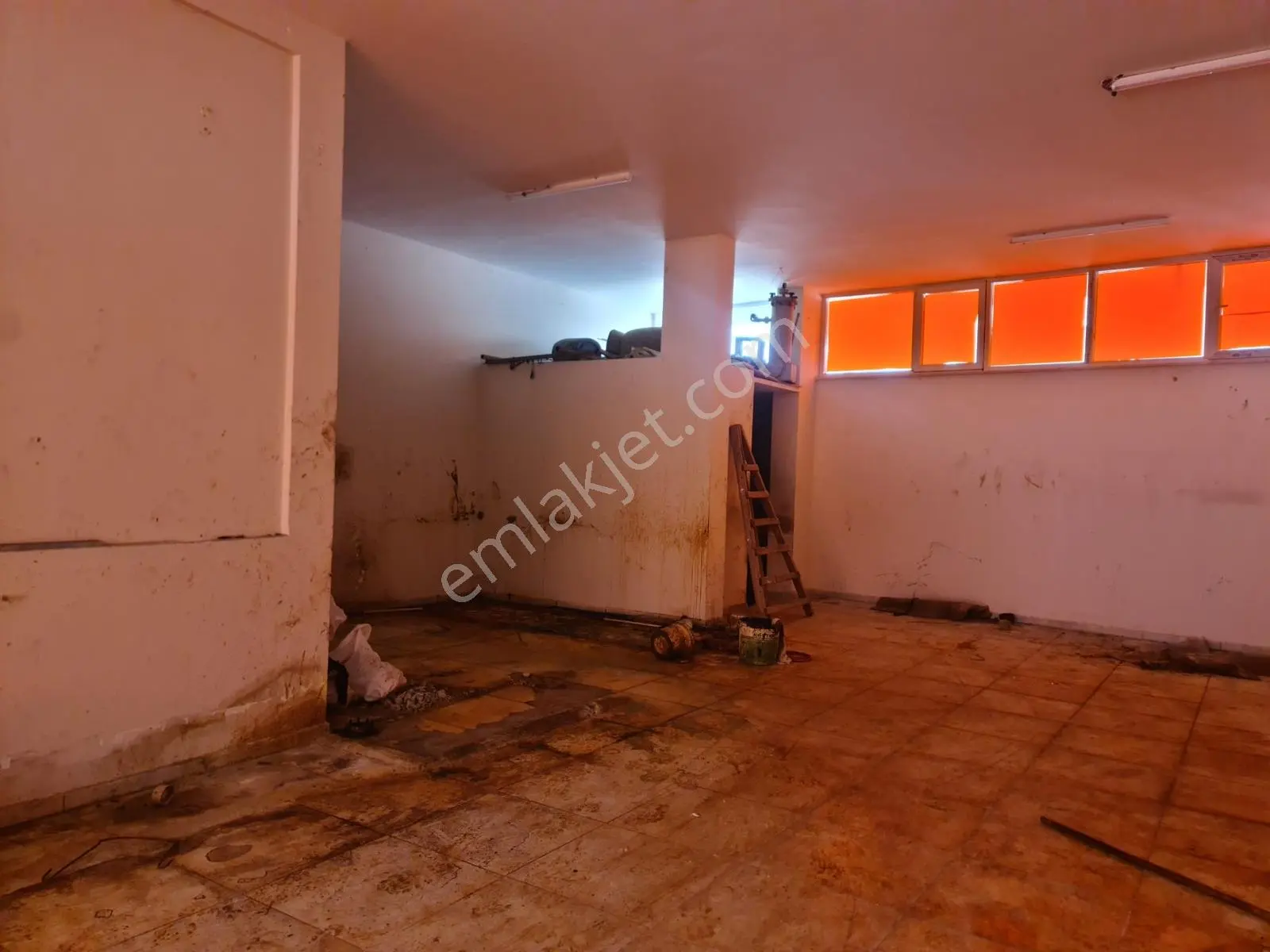 Bursa Nilüfer Çalı'da Kiraılık 180m² Dükkan - Görsel 30