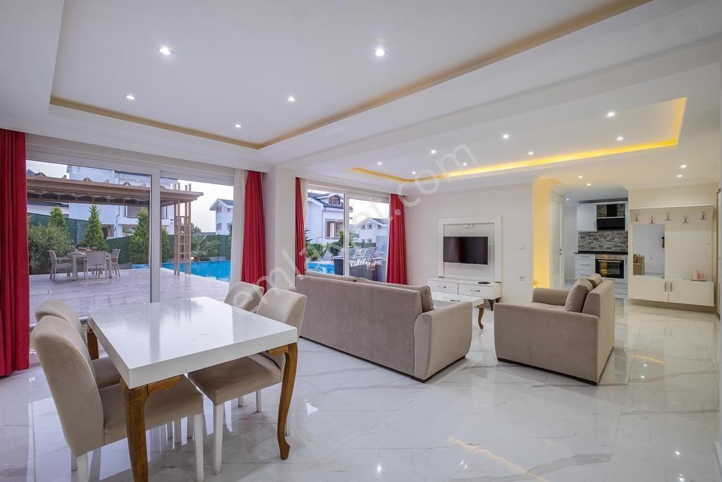 Luxury Villamdan Ölüdeniz'de 4+1 Lüks Villa - Görsel 28