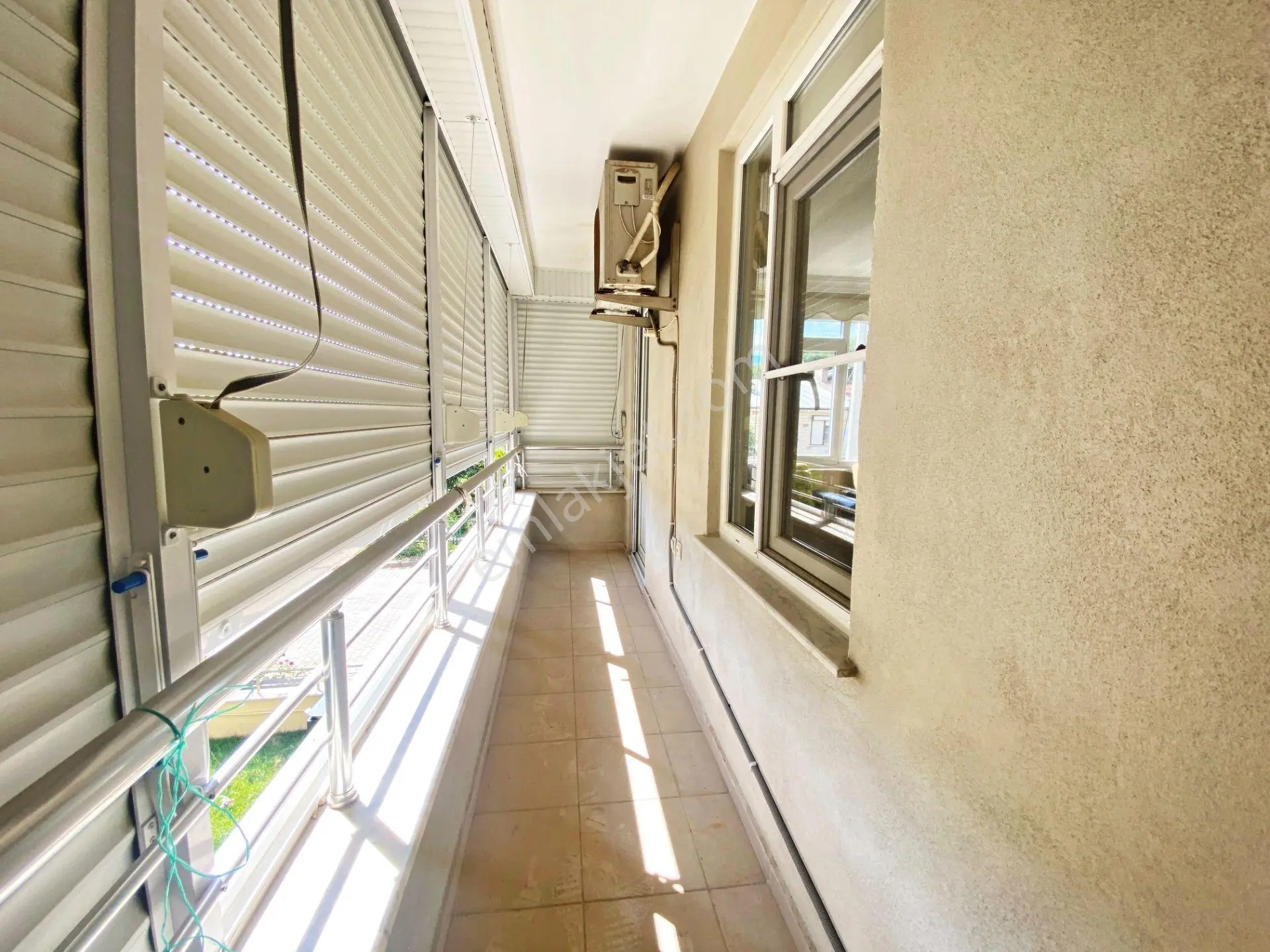 Aktif'ten Akçay'da Satılık Full Eşyalı Ön Cephe Arakat Ferah 2+1 Daire - Görsel 18