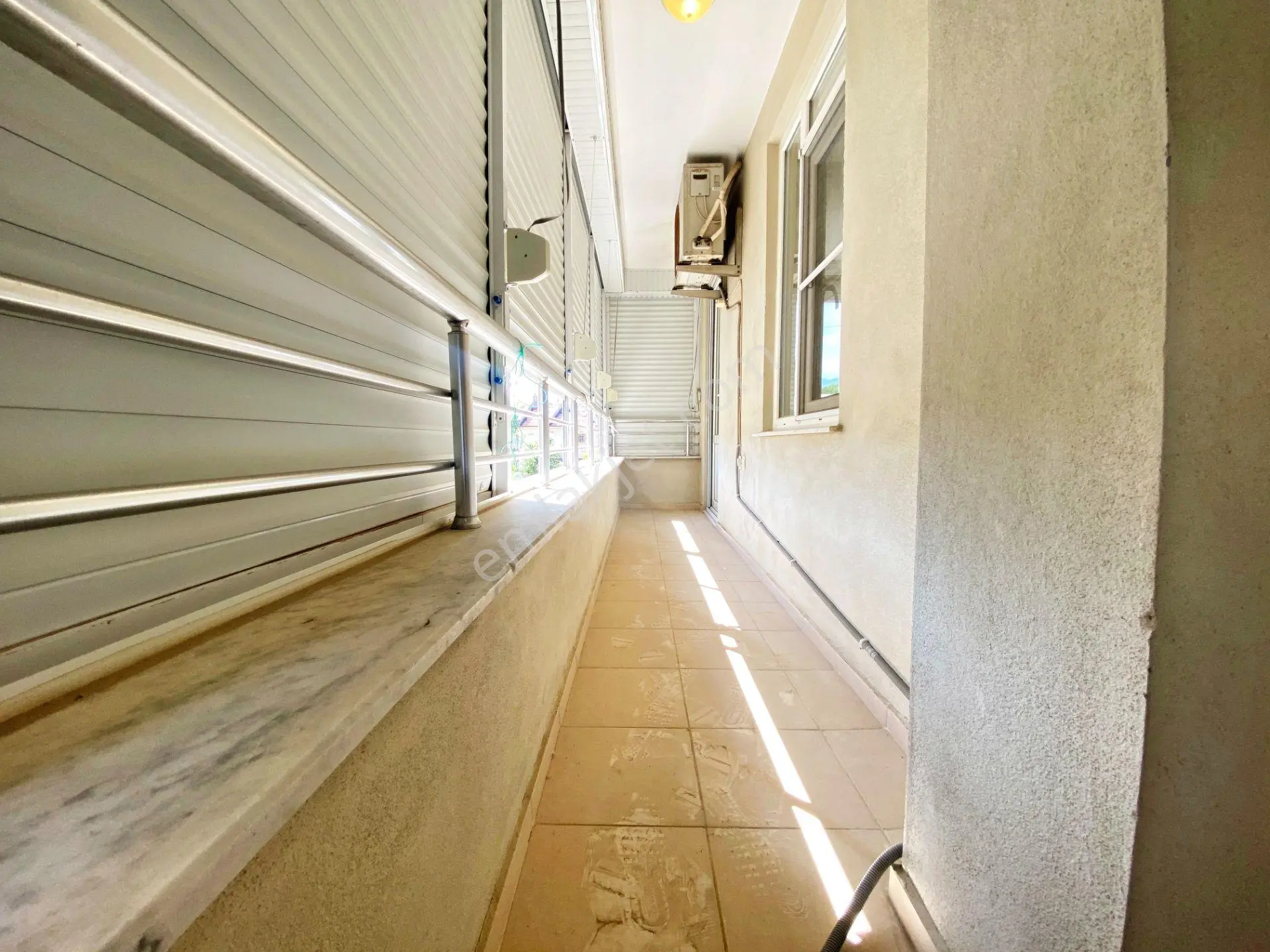 Aktif'ten Akçay'da Satılık Full Eşyalı Ön Cephe Arakat Ferah 2+1 Daire - Görsel 16