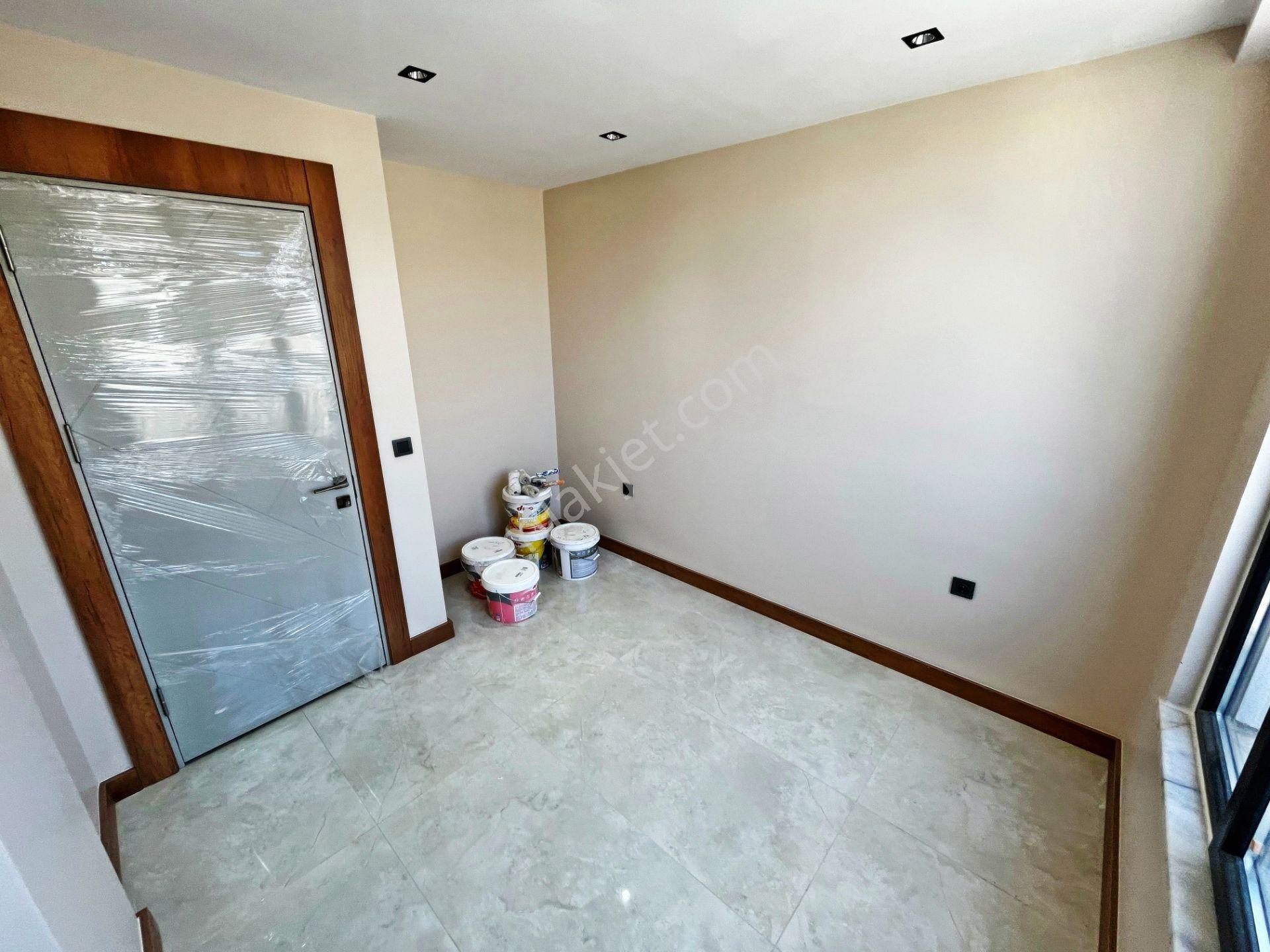 Aktif'ten Akçay'da Satılık Denize 300mt Ön Cephe Arakat Lüx 2+1 Daire - Görsel 18