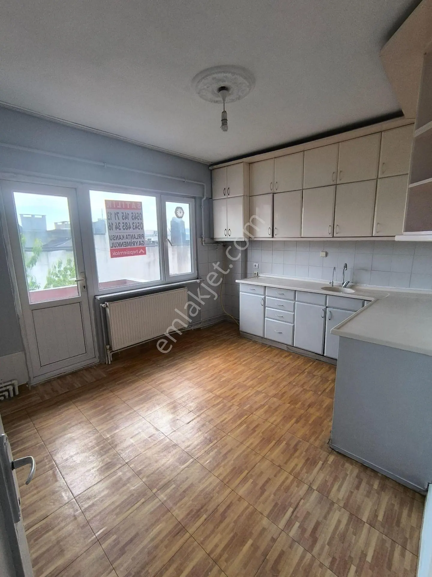 Balıkesir Bandırma İhsaniye Mah. 2+1 Merkezi Konumda Satılık Daire