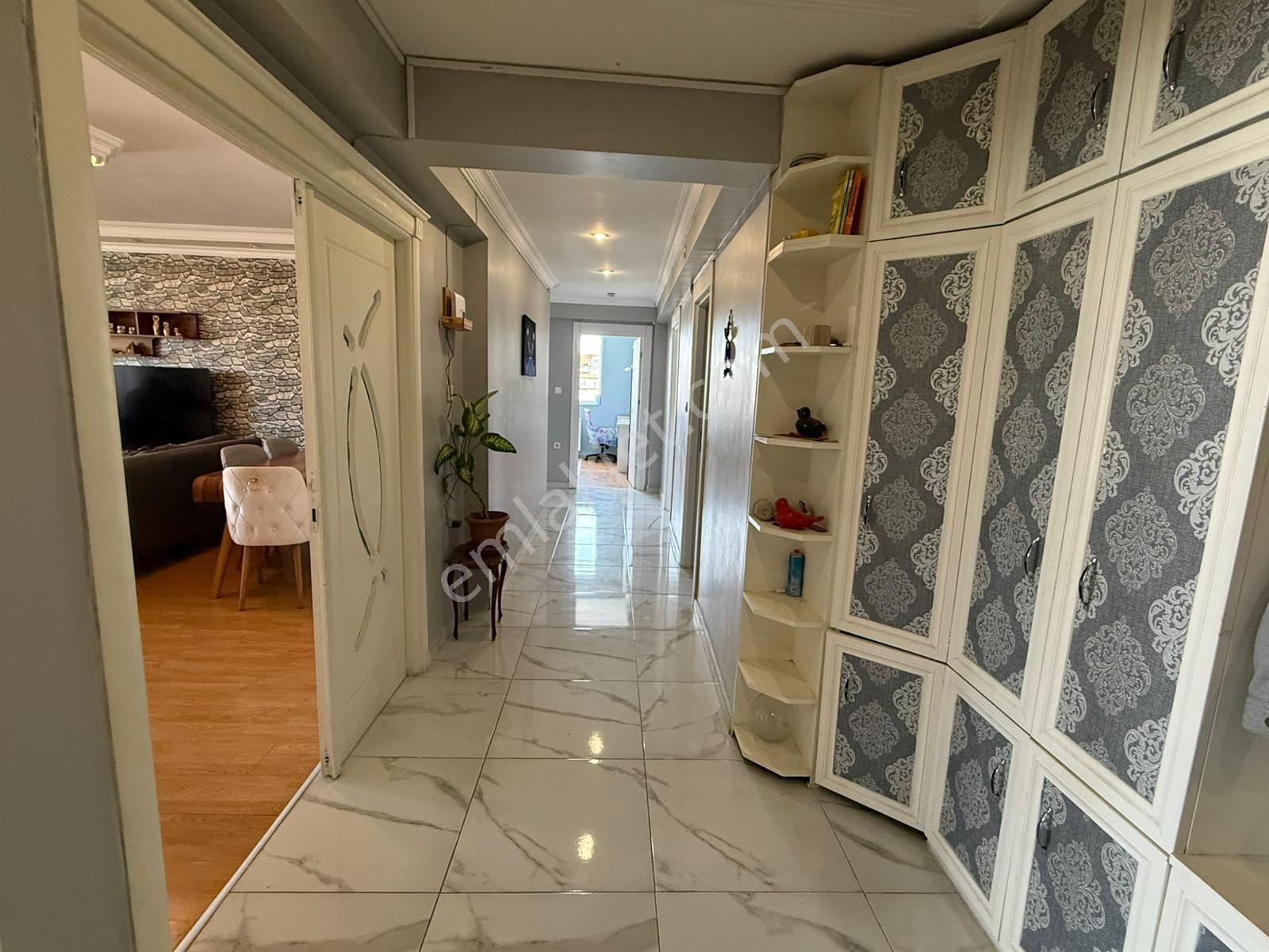 Daire – Beylikdüzü, Adnan Kahveci - Daha fazla