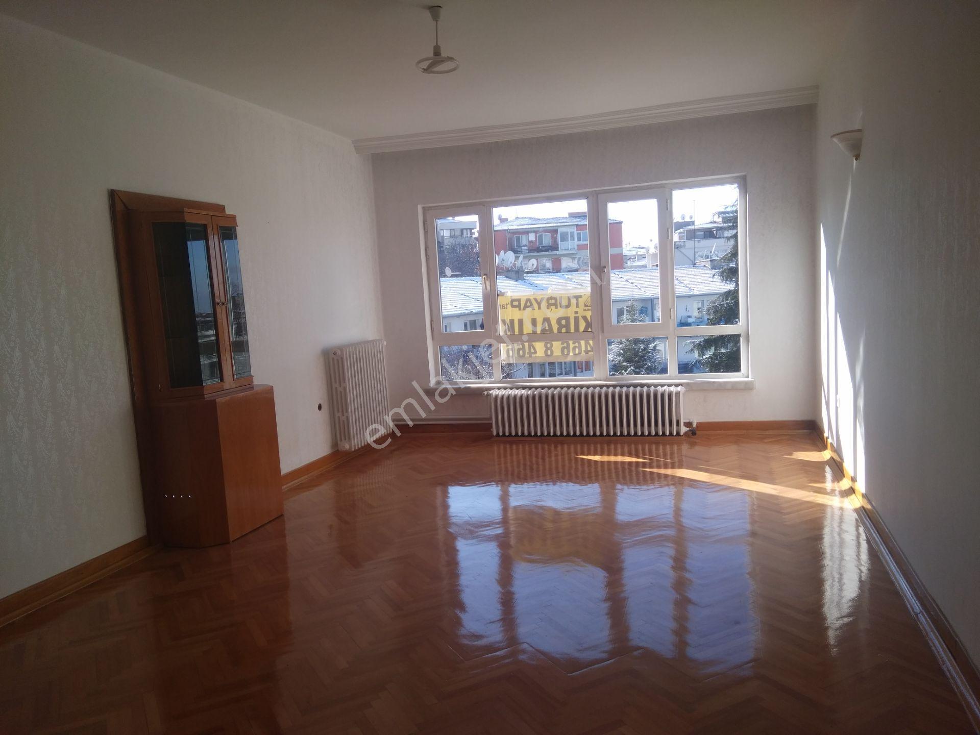 Çankaya Büklüm Sokak 3+1 Kombili 4. Kat Ön Cephe Kiracılı 10 Eylül Tahliye Edecek - Görsel 5