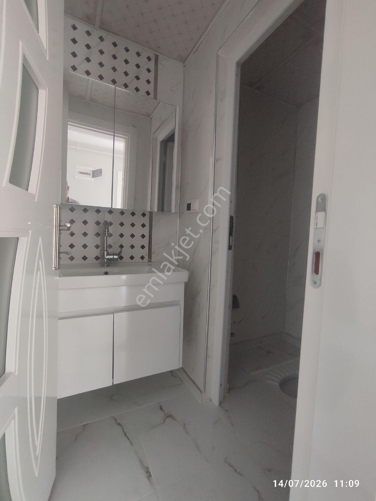 Alitaşı Mahallesinde Kiralık 3+1 Daire - Görsel 5