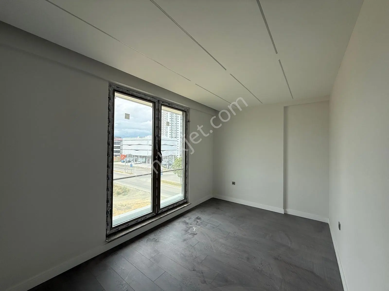 Dalyan Gayrimenkulden Alisa Office Binasında Kiralık 1+0 Ofis - Görsel 3