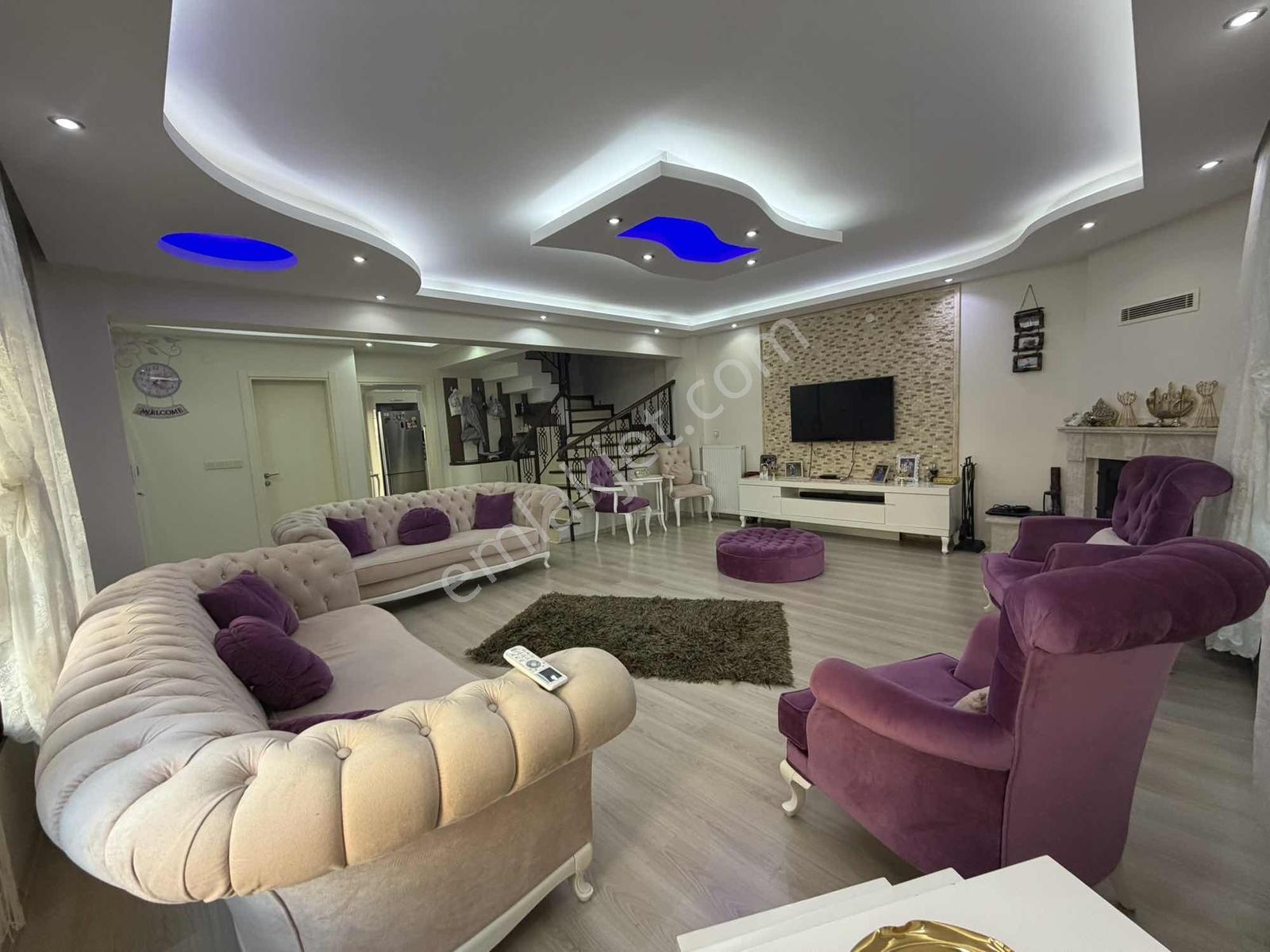 Menderes Kasımpaşa Mah De 270 M2 4+1 Ultra Lüks Satılık Villa - Görsel 12