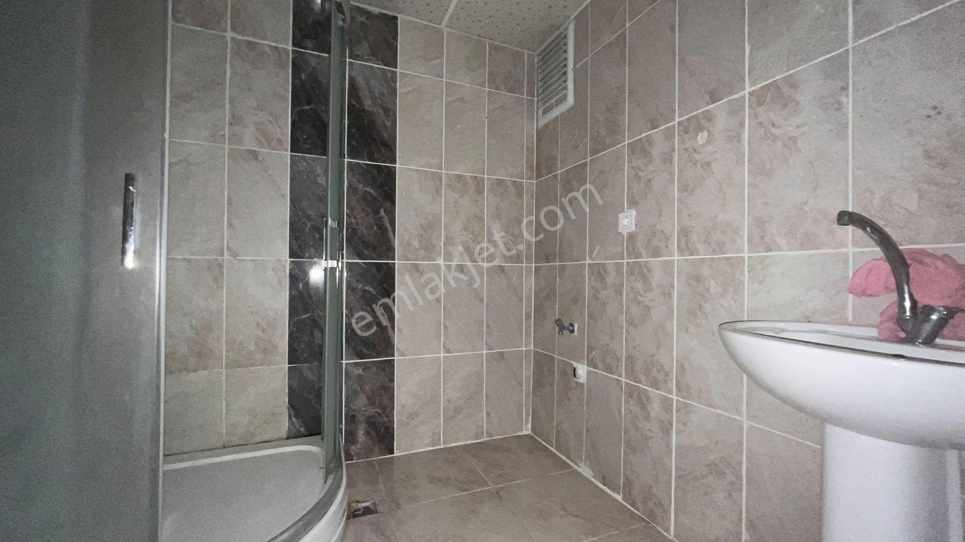 C21 Cius; Cihatlı Toki De Asansörlü Ara Kat 2+1 Kiralık Daire - Görsel 2