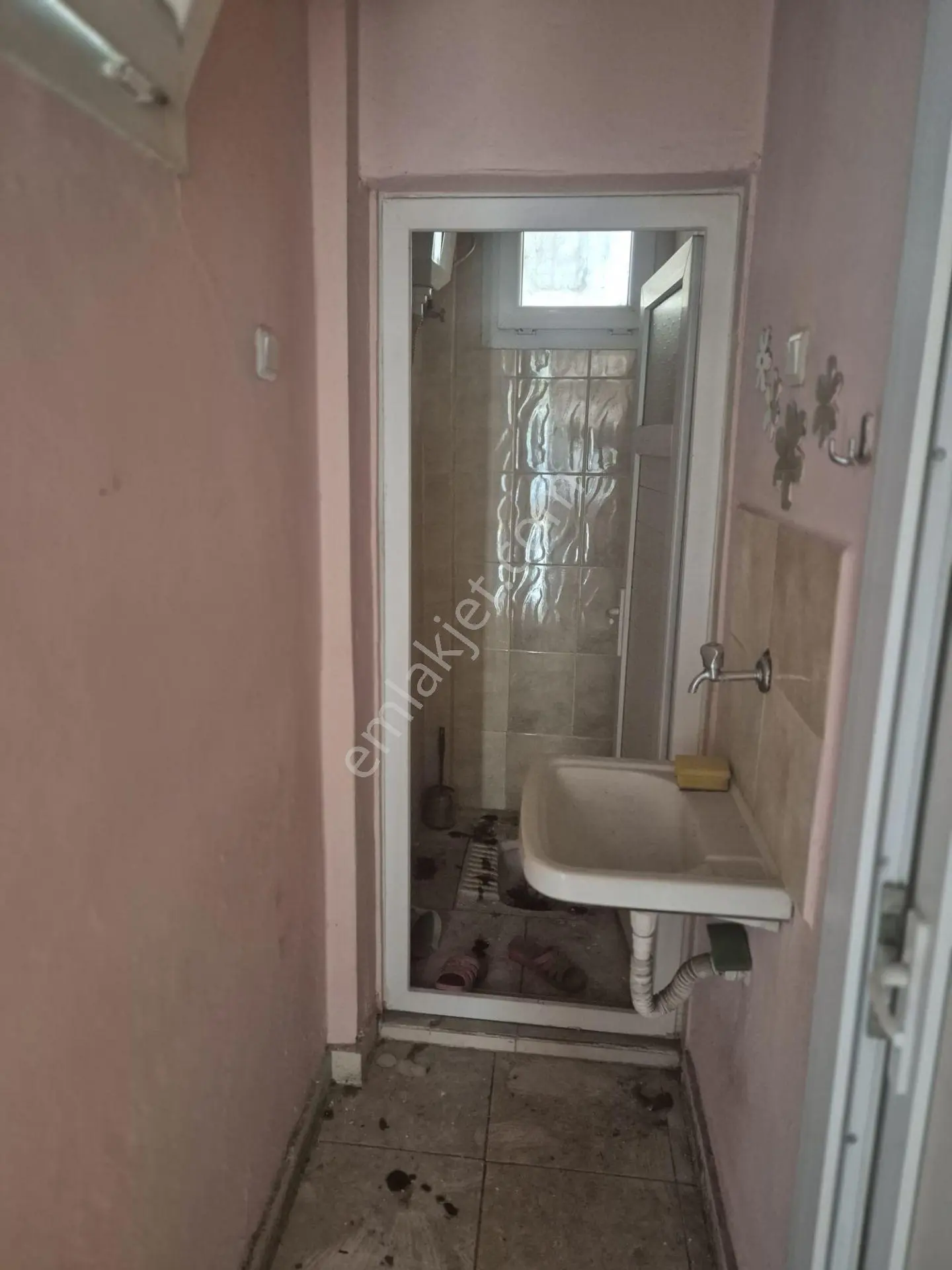 Sattılık 2 Katlı 194 M2 Arsaya Sahip 3 Ad Daire Tek Tapu Kira Getirisi 35 Bin Tl Civarı - Görsel 5