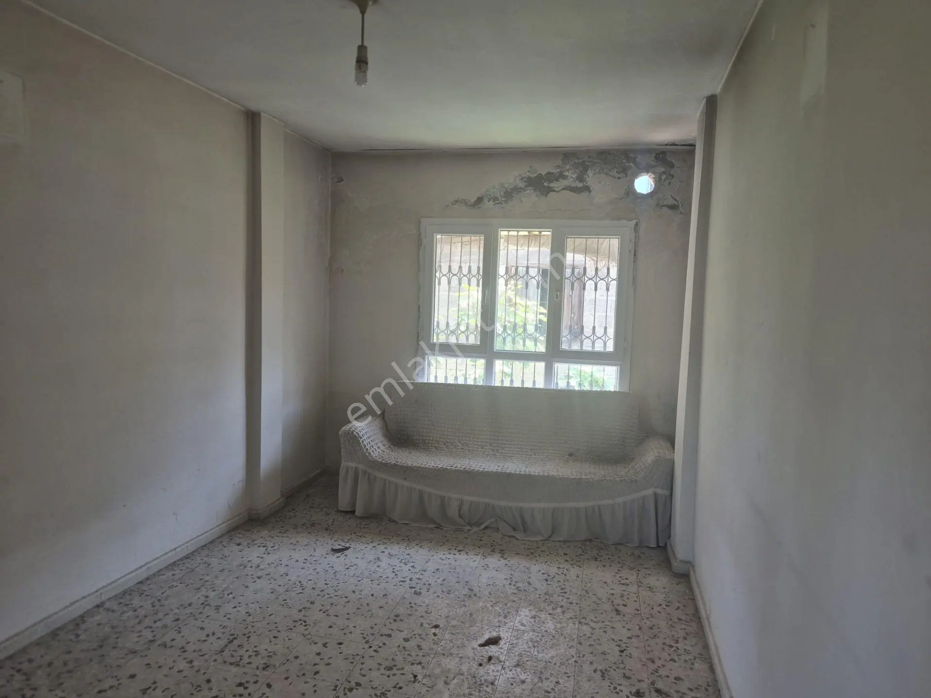 Sattılık 2 Katlı 194 M2 Arsaya Sahip 3 Ad Daire Tek Tapu Kira Getirisi 35 Bin Tl Civarı - Görsel 4