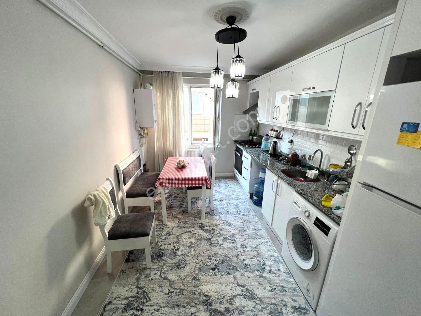 Nest'ten Kanarya Mh 2+1 110m2 K.otoparklı Yeni Bina 3.kat Daire - Görsel 3
