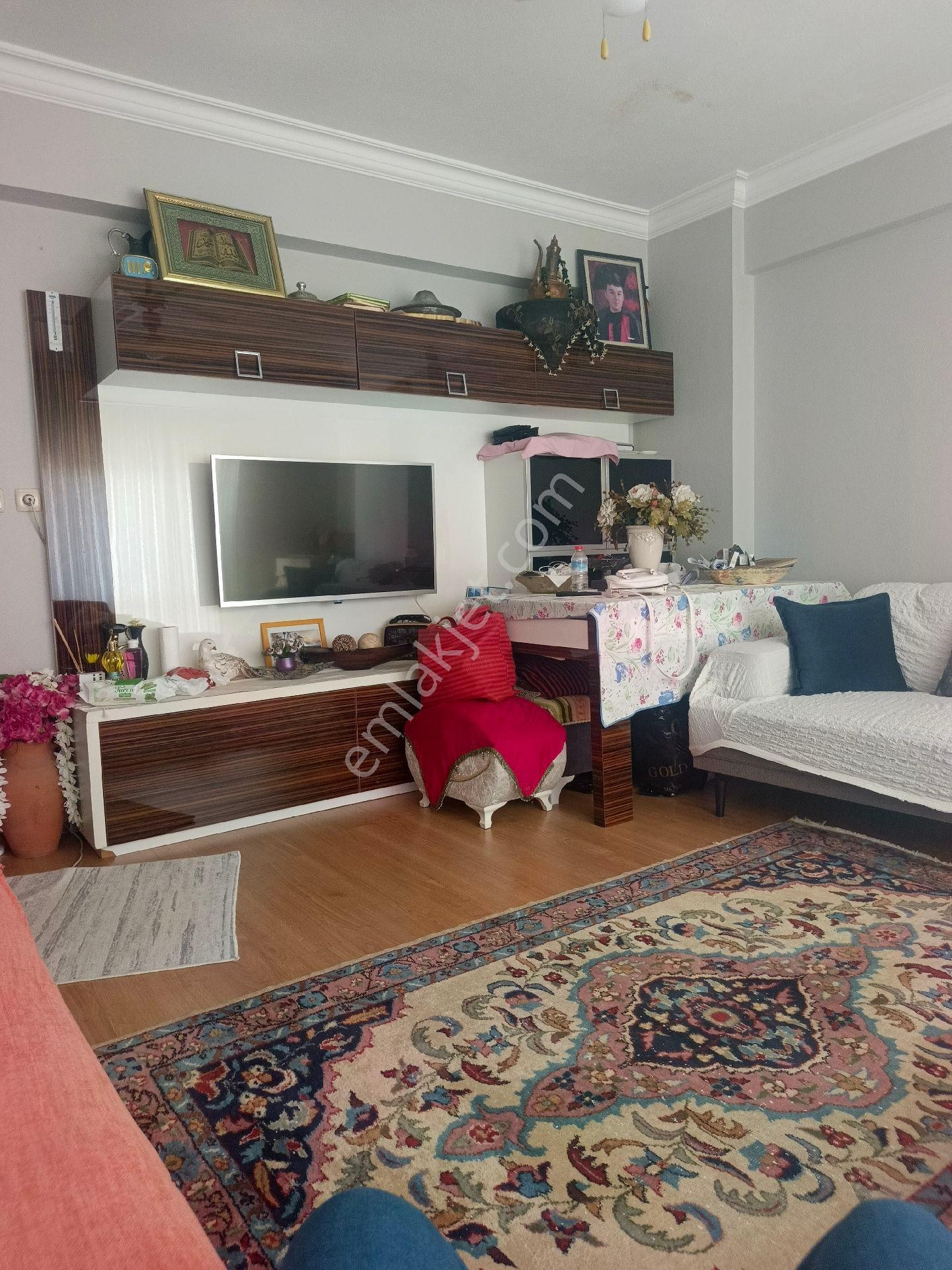 Çınarlı Cad. Üzerinde Ara Kat Asansörlü Satılık 2+1 Daire - Görsel 7