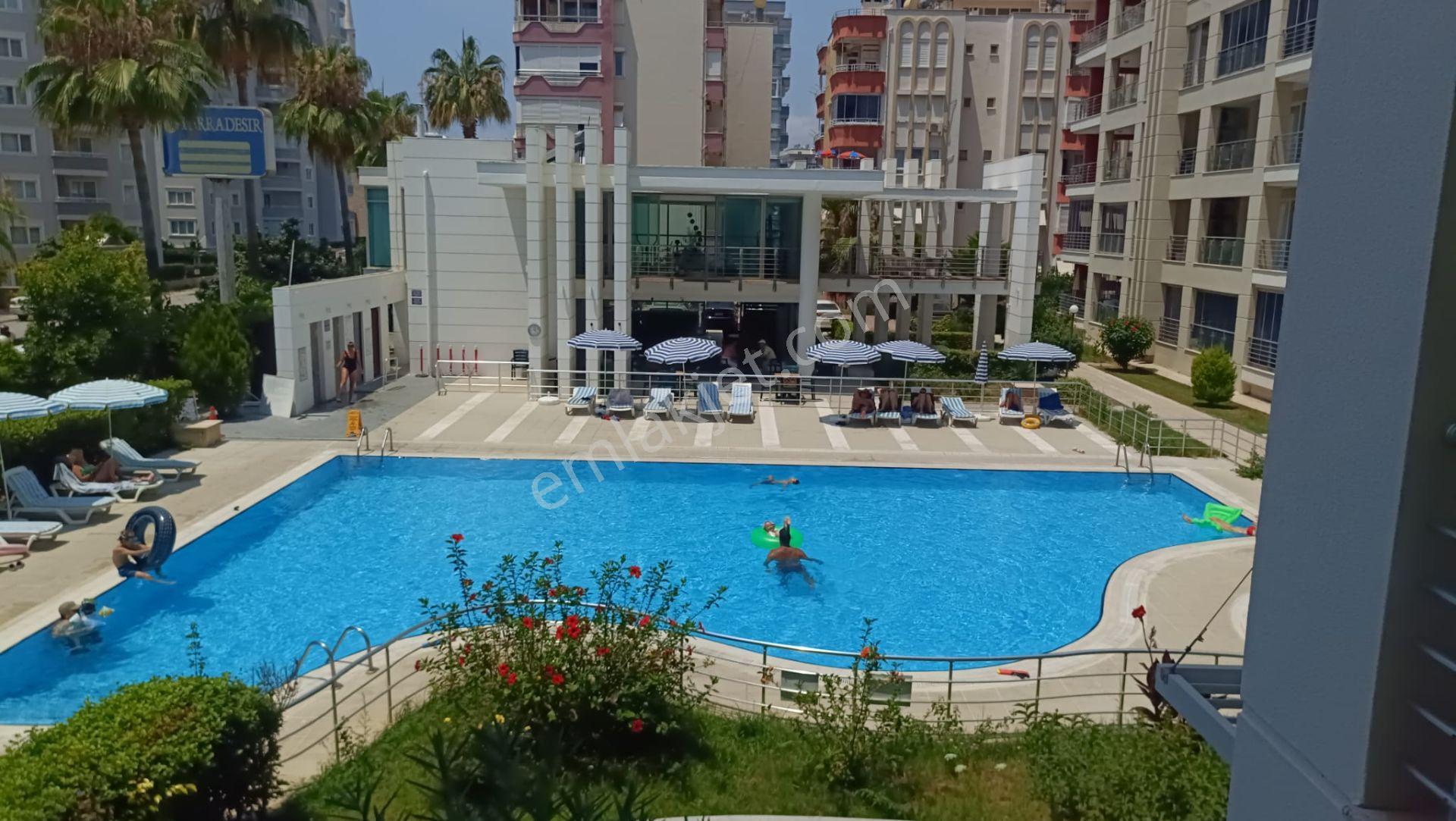 Alanya / Mahmutlar Terradesir İkamete Uygun Satılık Daire