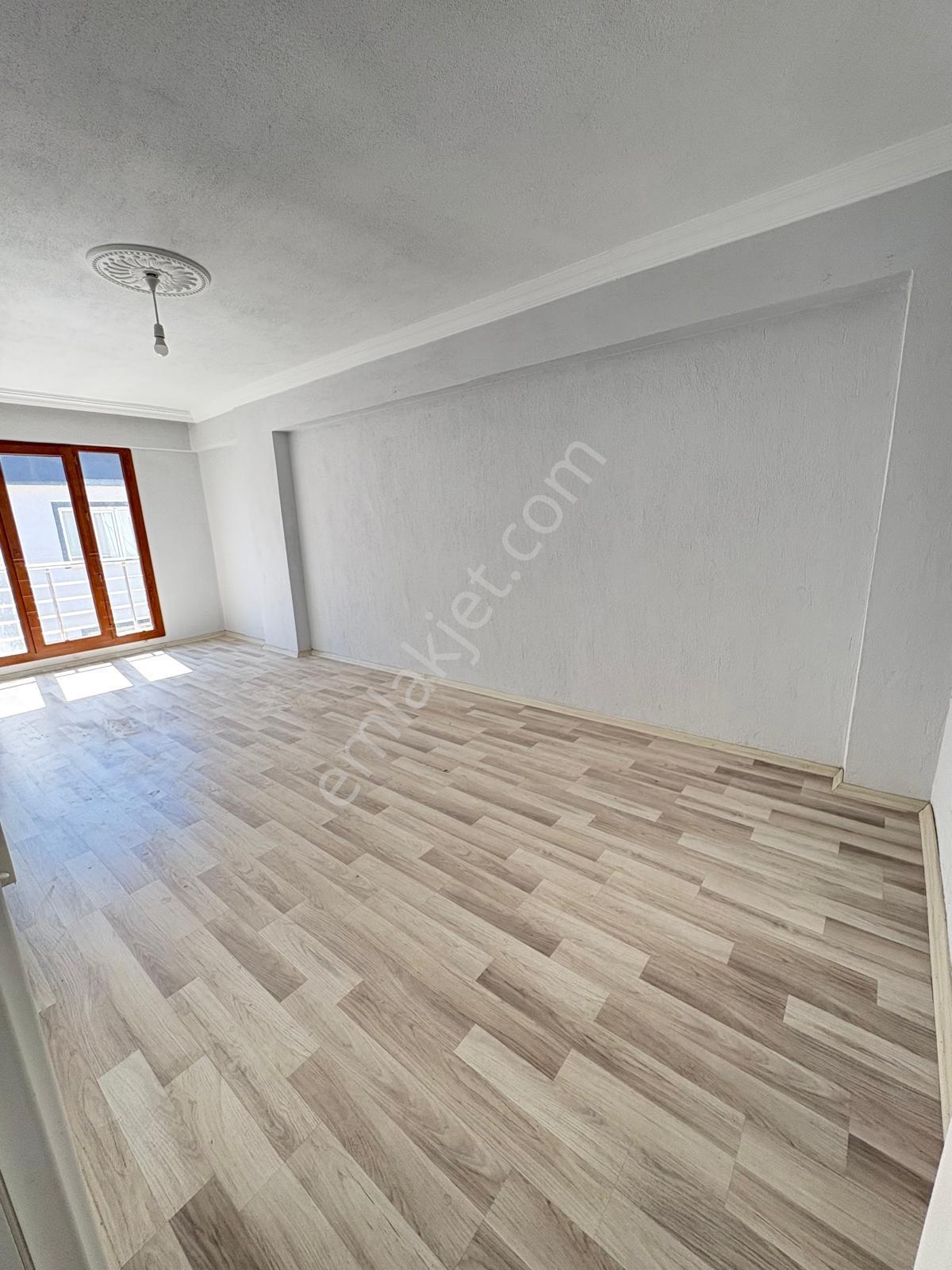 Saruhanlı Cumhuriyet Mh. 3+1 Geniş Full Lüx Kiralık Daire - Görsel 13