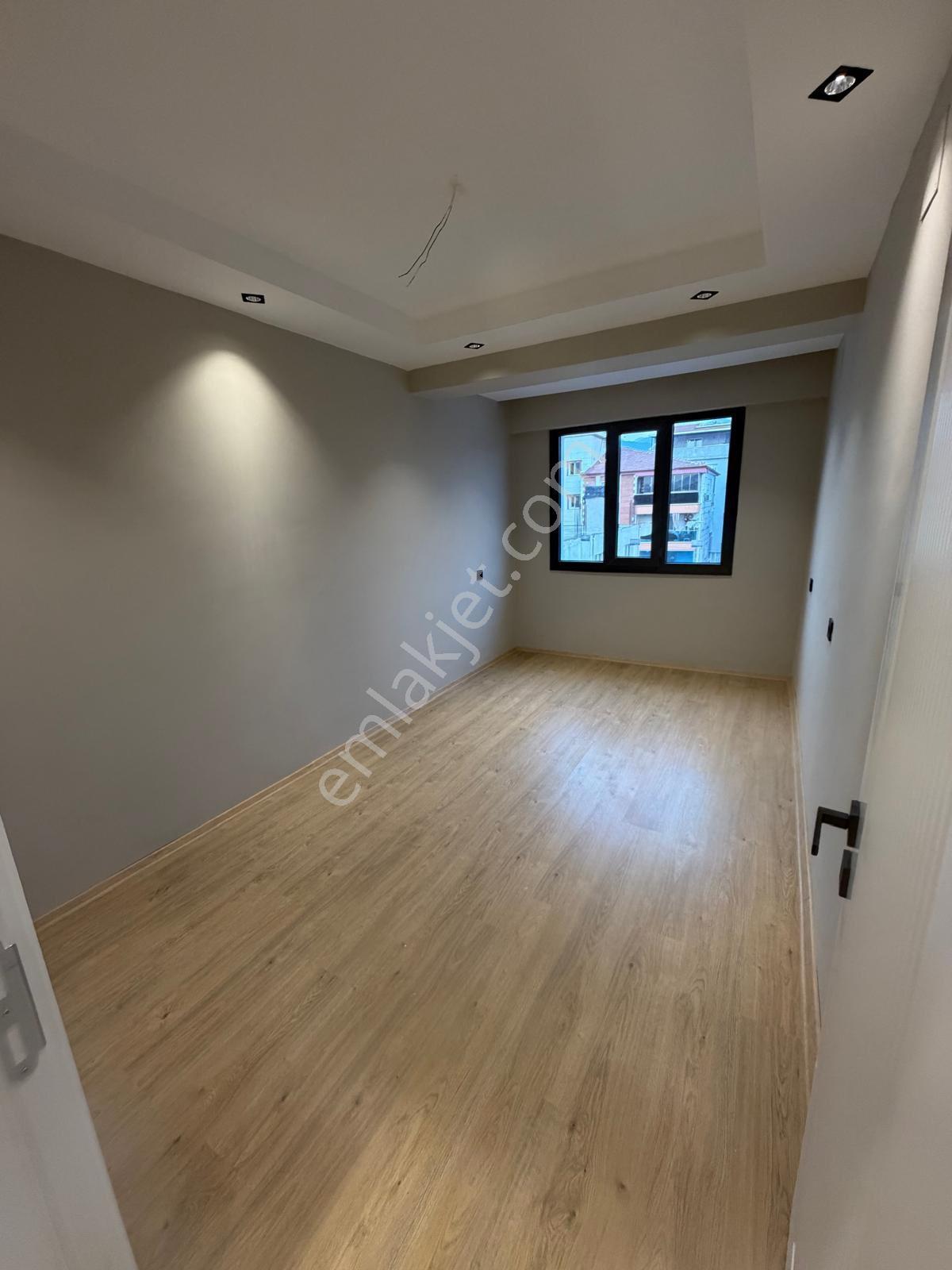Alaşehir İstasyon’mah ‘de Satılık 2+1 Kapalı Mutfak Oturuma Hazır Lüks Daire - Görsel 5