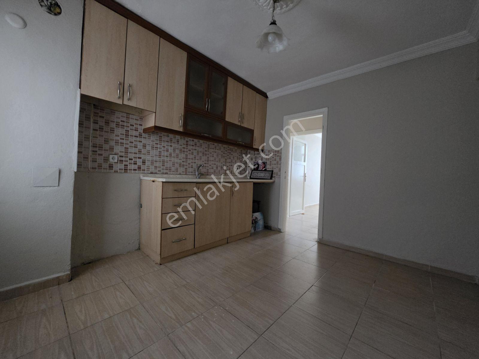 Evren Sitesinde Sorunsuz Tertemiz 3+1kapalı Mutfak Satılık Daire - Görsel 11