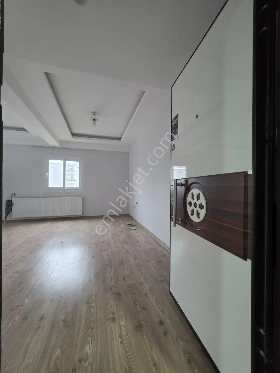 Kenan Evren Blv Üzeri Yeni Bina Güney/doğu 2+1 Satılık Daire.! - Görsel 2
