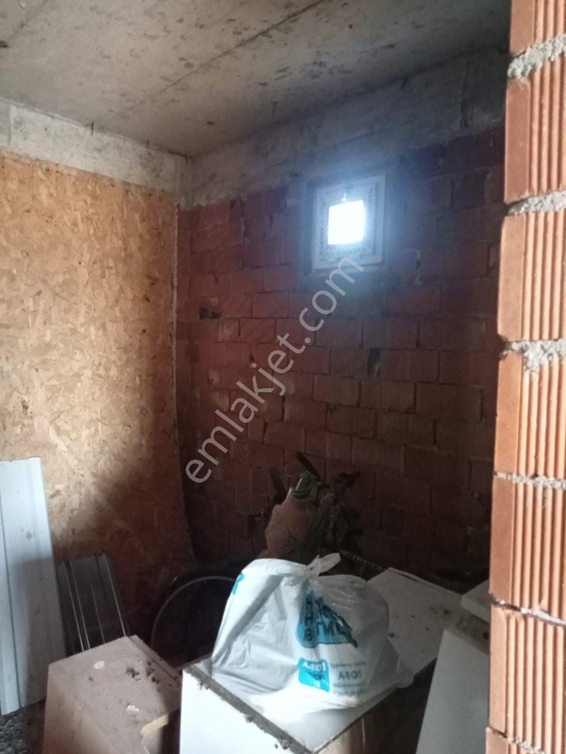 Satılık Köye Yakın İcersinde Şebeke Suyu Olan Yola Sıfır Olan Arazimiz - Görsel 13