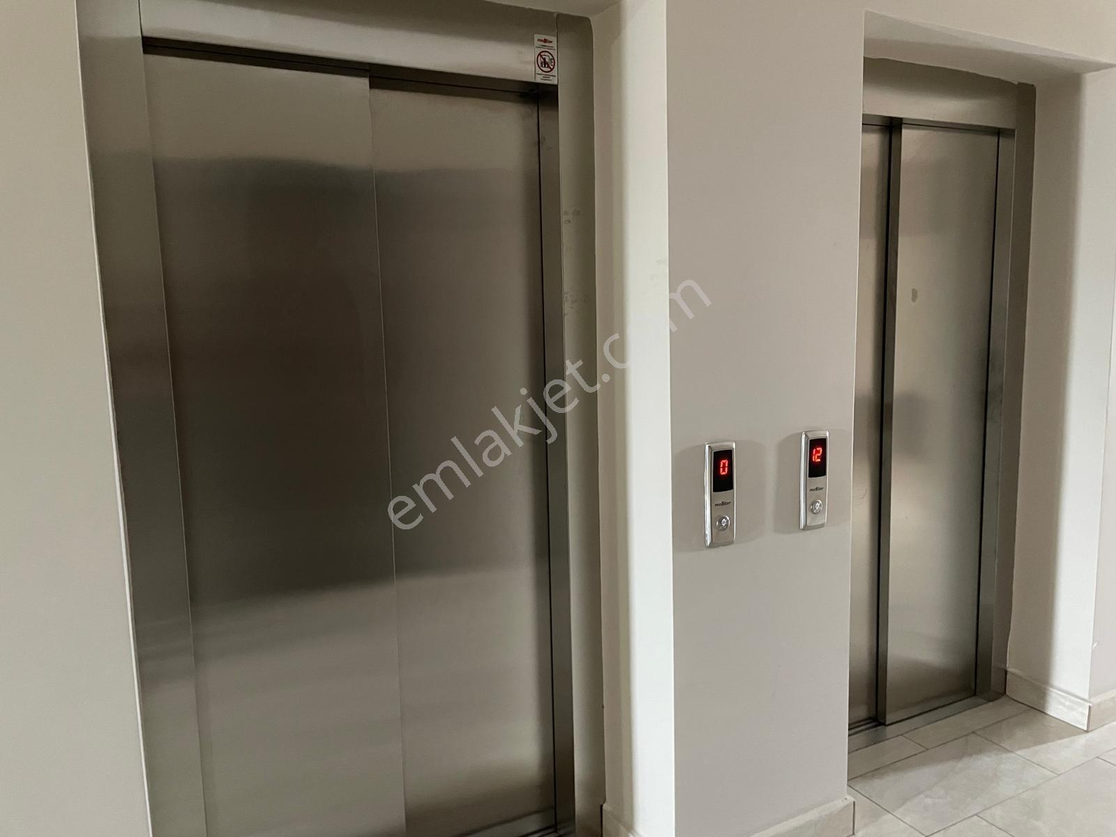 Sarıçam Gültepe Btü Bulvar Civarı 1+1 D.gazlı Eşyalı Site İçinde - Görsel 23