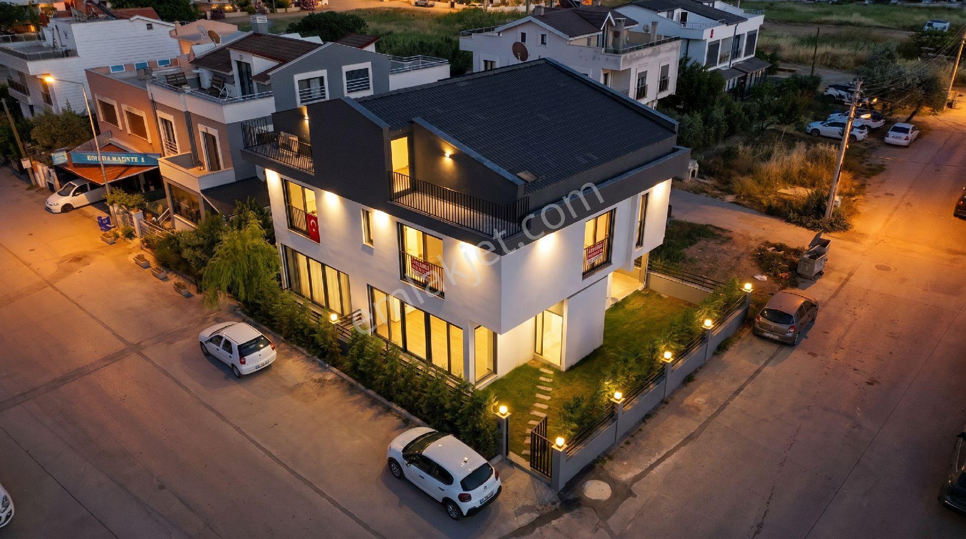 Urla Muhteşem Lokasyon 4+1 Villa - Görsel 11
