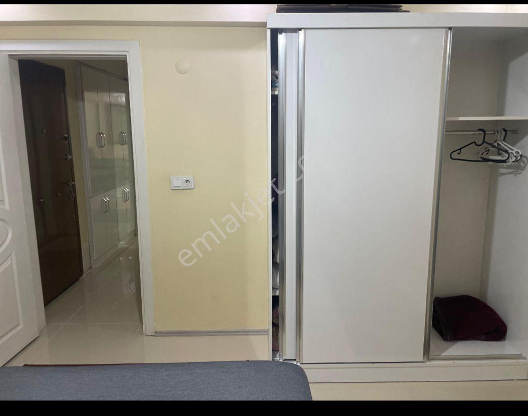 Cumhuriyet İlk. Civarında İçi Yeni Eşyalı Kiralık 1+1 Daire - Görsel 10