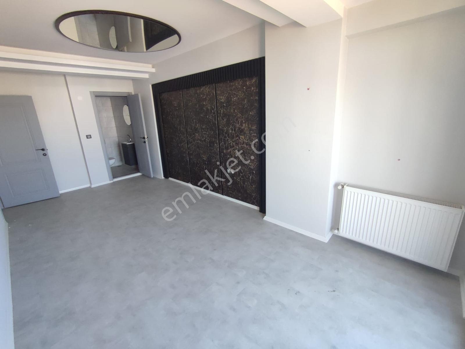 Remax Parladan İstikal Mahallesinde Satılık 2+1 Daire - Görsel 11