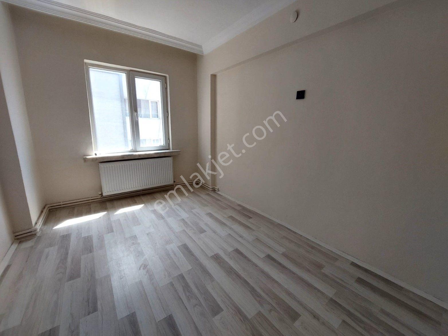 Recep Ümit'ten Büyük Park Karşısı Gazi Yakup Satar Caddesi Yanı Satılık 2+1 Daire. - Görsel 20