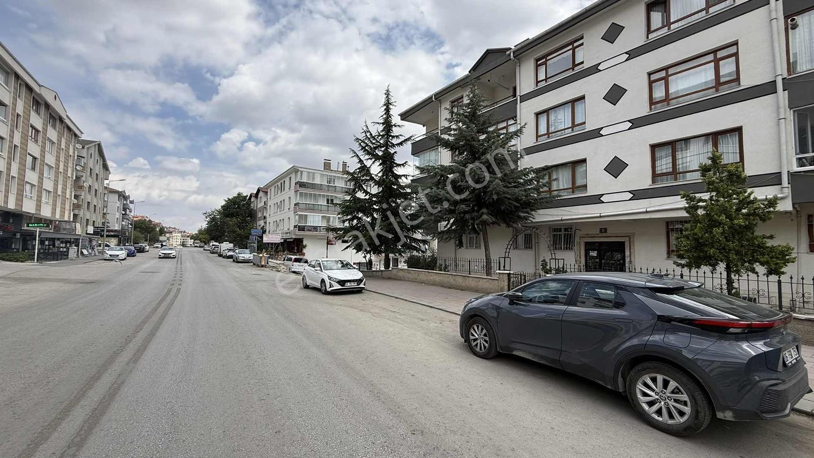 Mürsel Uluç Cd. Üzerinde | Panoramik Manzara| 3+1 Kiralık Daire - Görsel 22