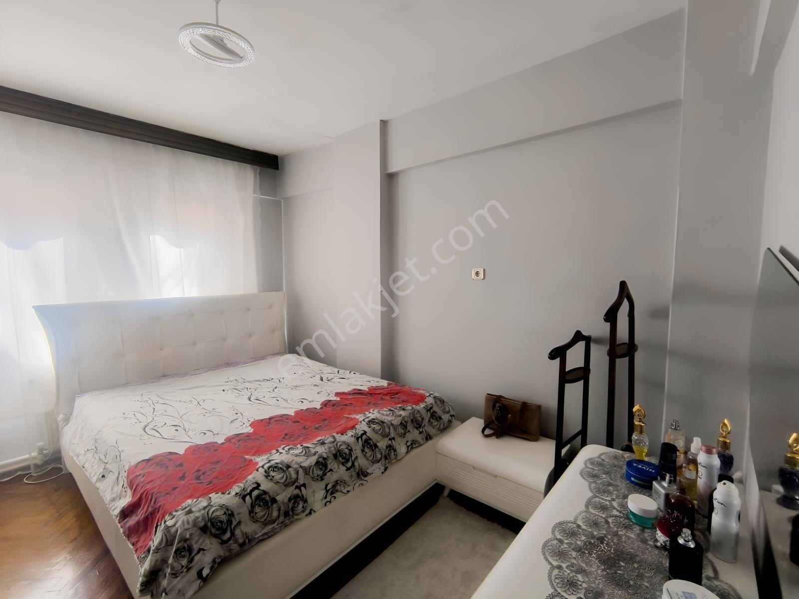 Bartın Merkez Çarşı İcerisinde Satılık 140m2 3+1 Daire - Görsel 18