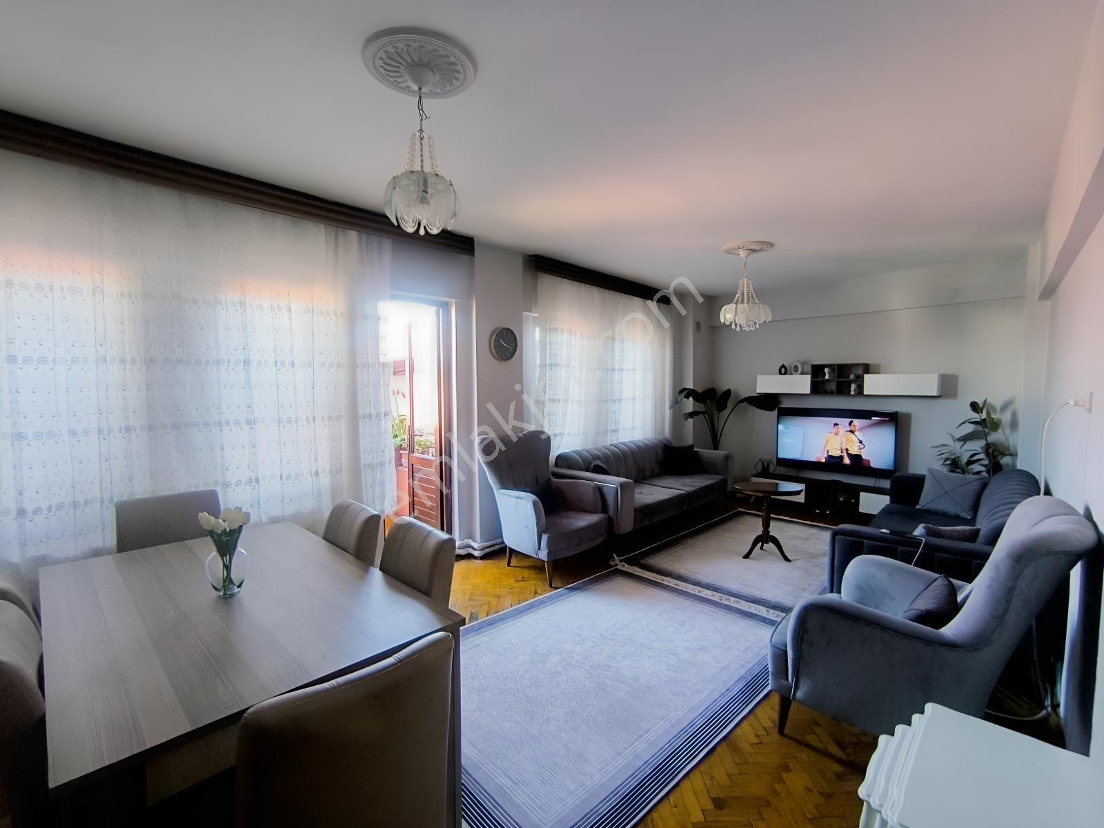 Bartın Merkez Çarşı İcerisinde Satılık 140m2 3+1 Daire - Görsel 14
