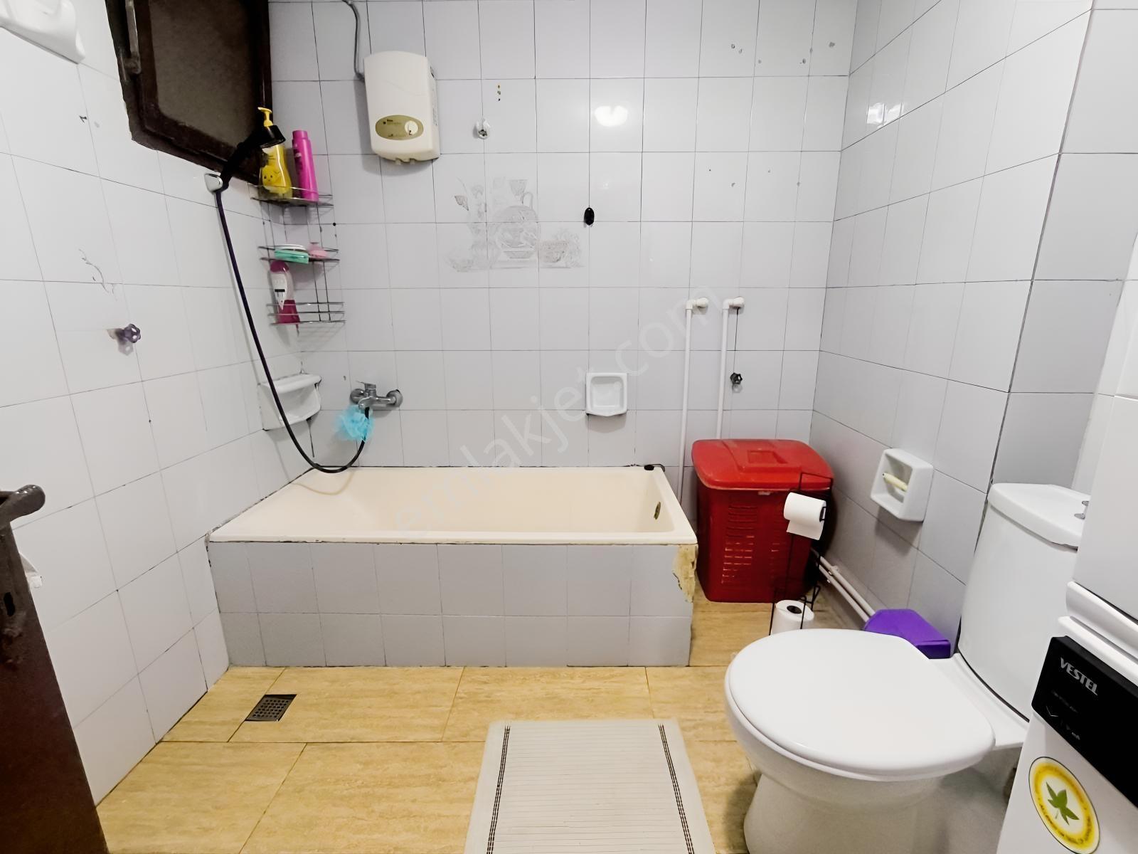 Bartın Merkez Çarşı İcerisinde Satılık 140m2 3+1 Daire - Görsel 9