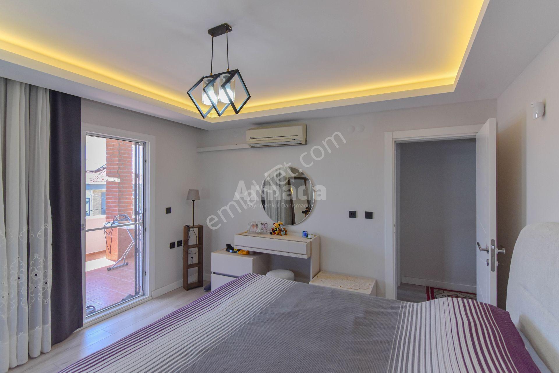 Kuşadası Soğucak Mahallesi'nde Özel Havuzlu 5+1 Villa - Görsel 26