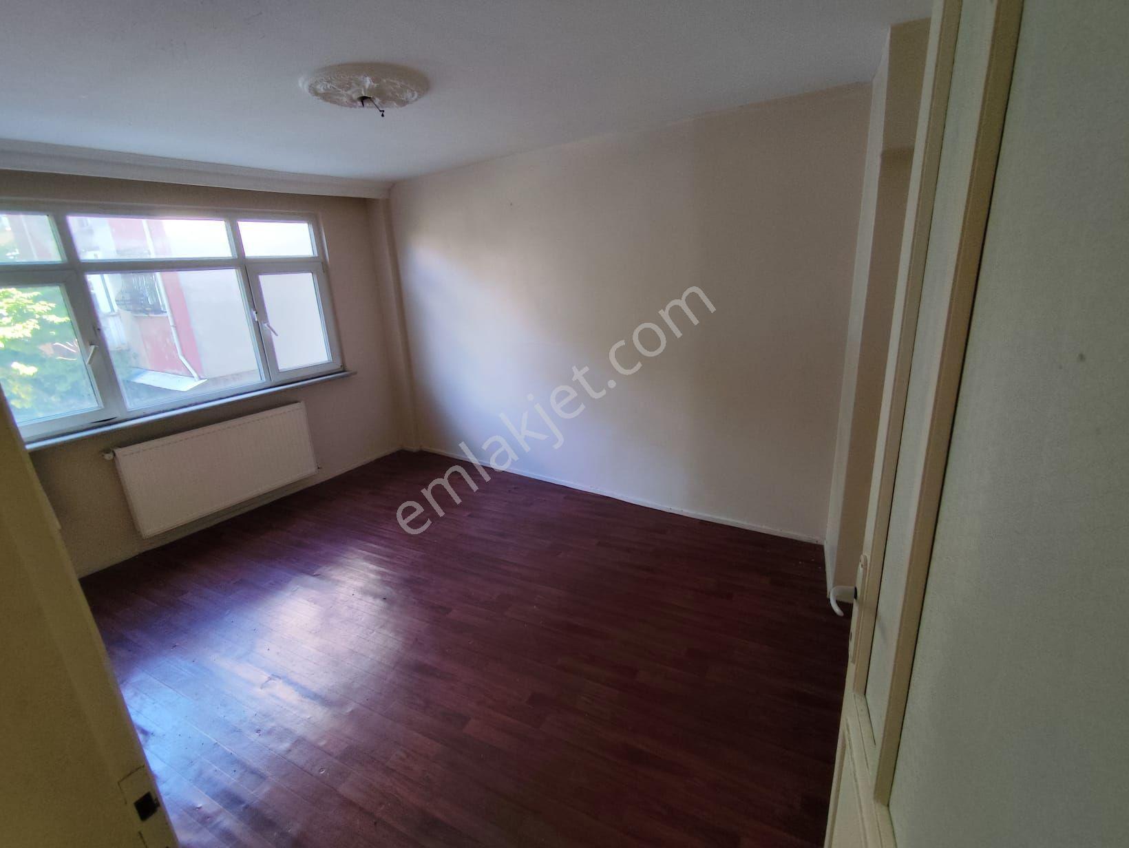 Kocamustafapaşa Silivrikapi Vidin Cad 3+1 Kat 2 Çıftcephe Satılık Daire - Görsel 14