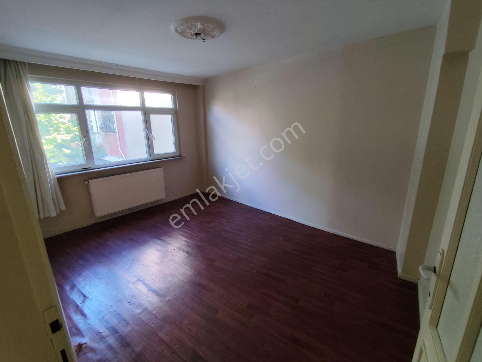Kocamustafapaşa Silivrikapi Vidin Cad 3+1 Kat 2 Çıftcephe Satılık Daire - Görsel 13