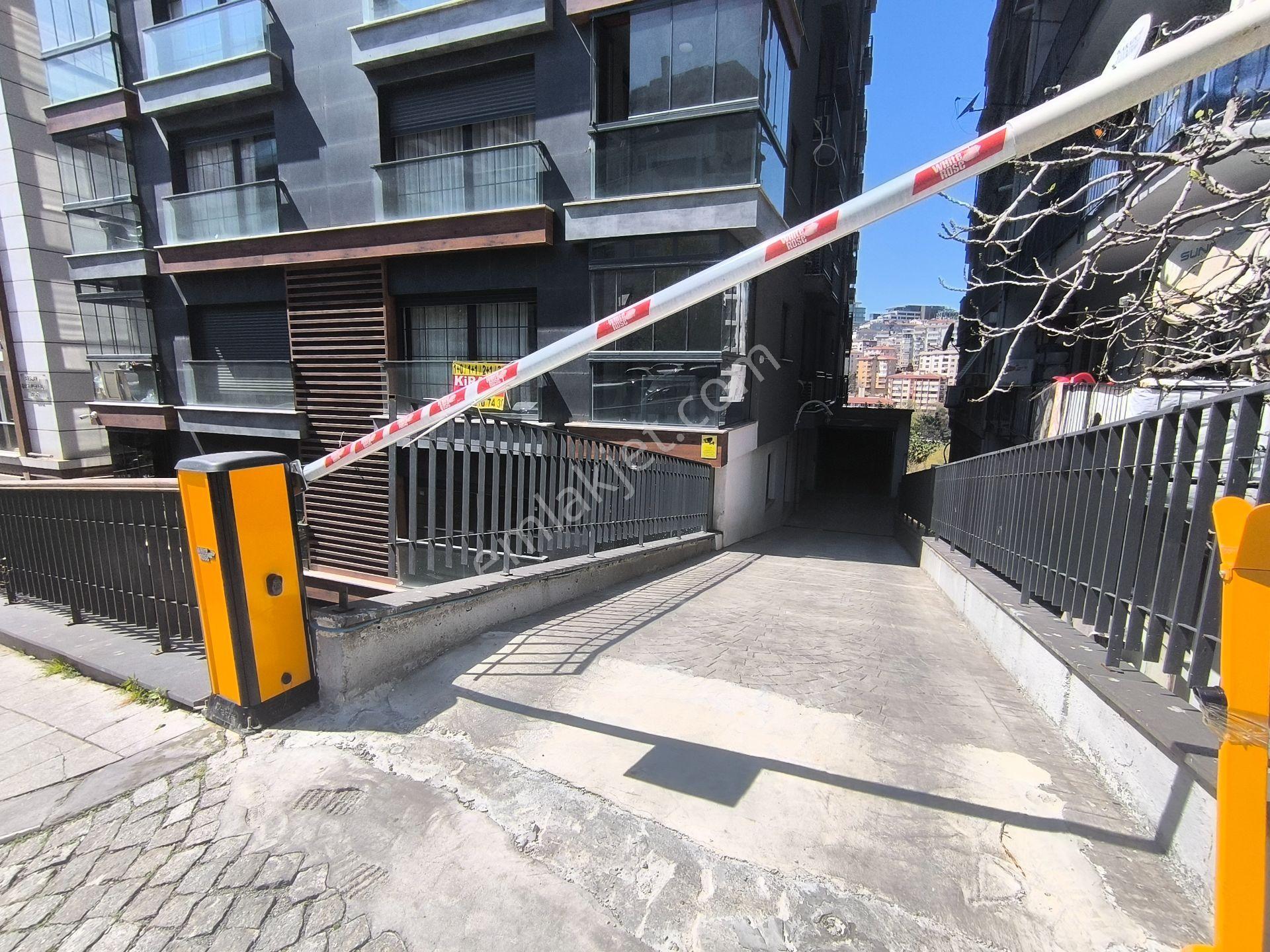 Beşiktaş Dikilitaş Satılık Lüks 2+1 Ebeveyn Banyo Otopark Havuz - Görsel 3