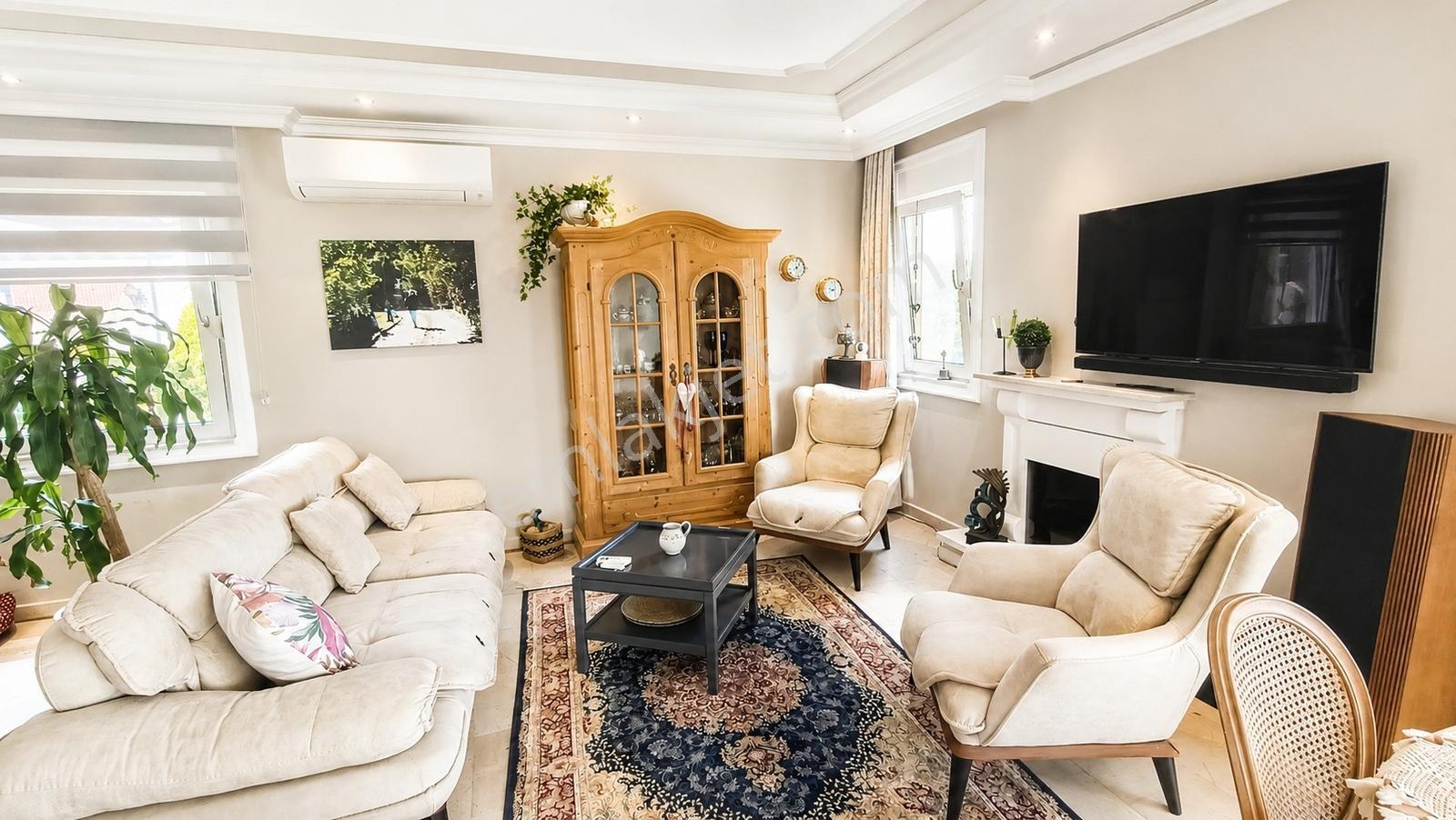 Kargıcakta 700 M² Arsa Üzerinde Havuzlu Müstakil Villa - Görsel 29