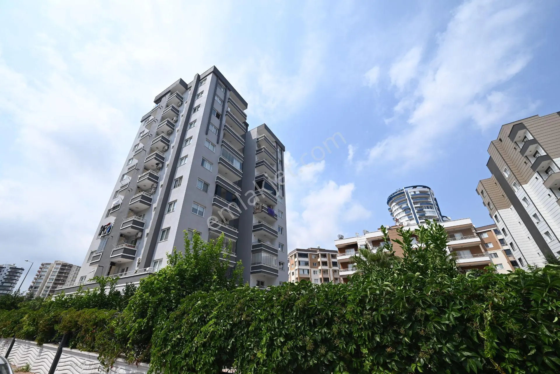 Üstünkent'ten Çiftlikköy'de Saya Park Yakını Doğalgazlı 2+1